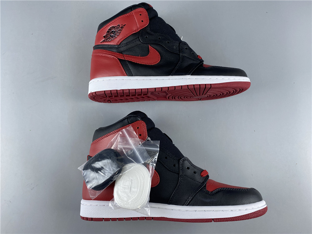 Air Jordan 1 Retro Banned (2011) 432001-001