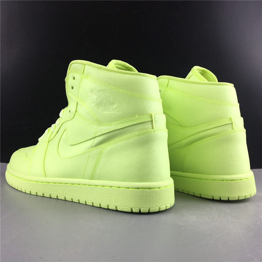 Air Jordan 1 Retro High Barely Volt AH7389-700