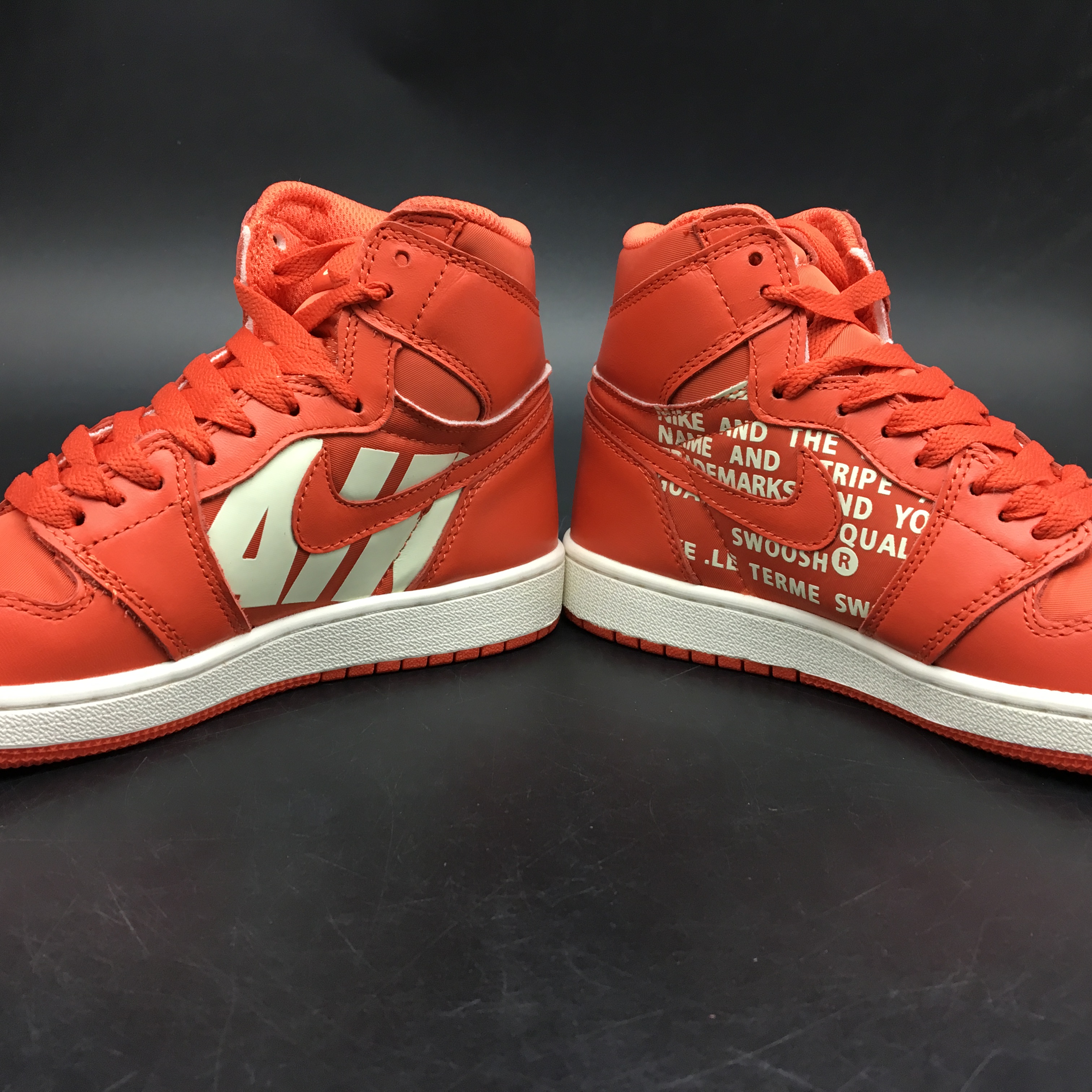 Air Jordan 1 Retro High OG BG 575441-800