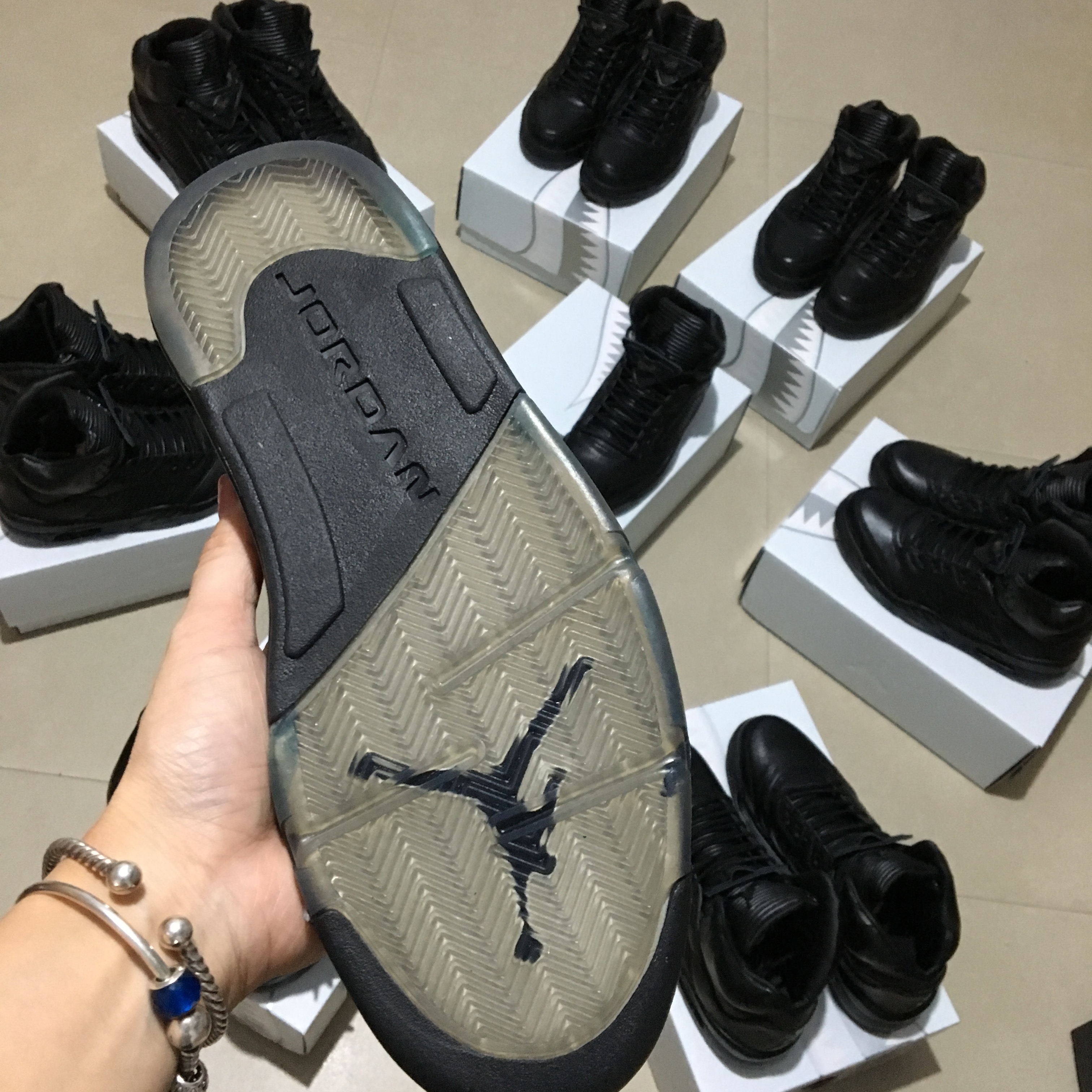 Air Jordan 5 Retro Premium Triple Black 881432-010