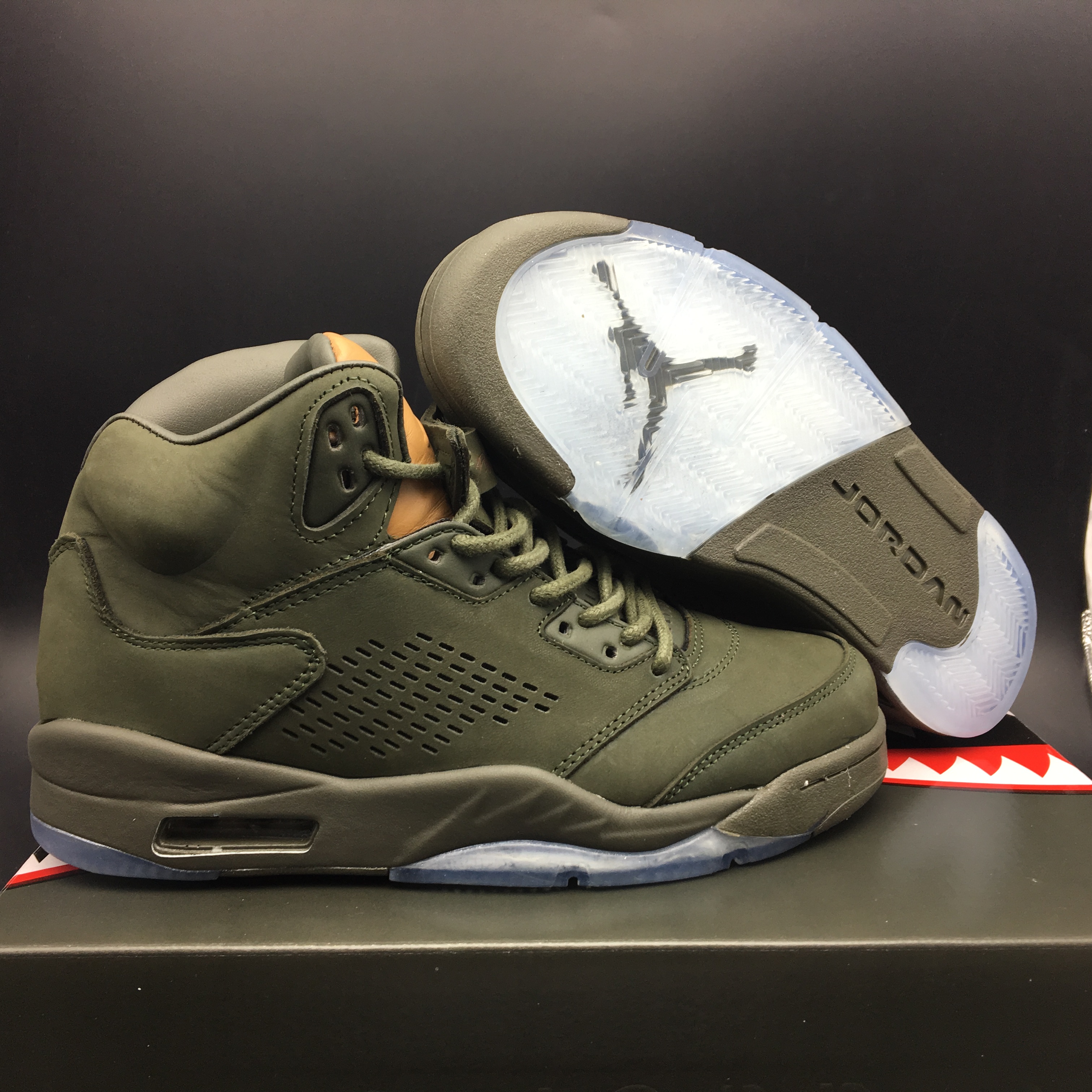 Air Jordan 5 Retro Take Flight 881432-305