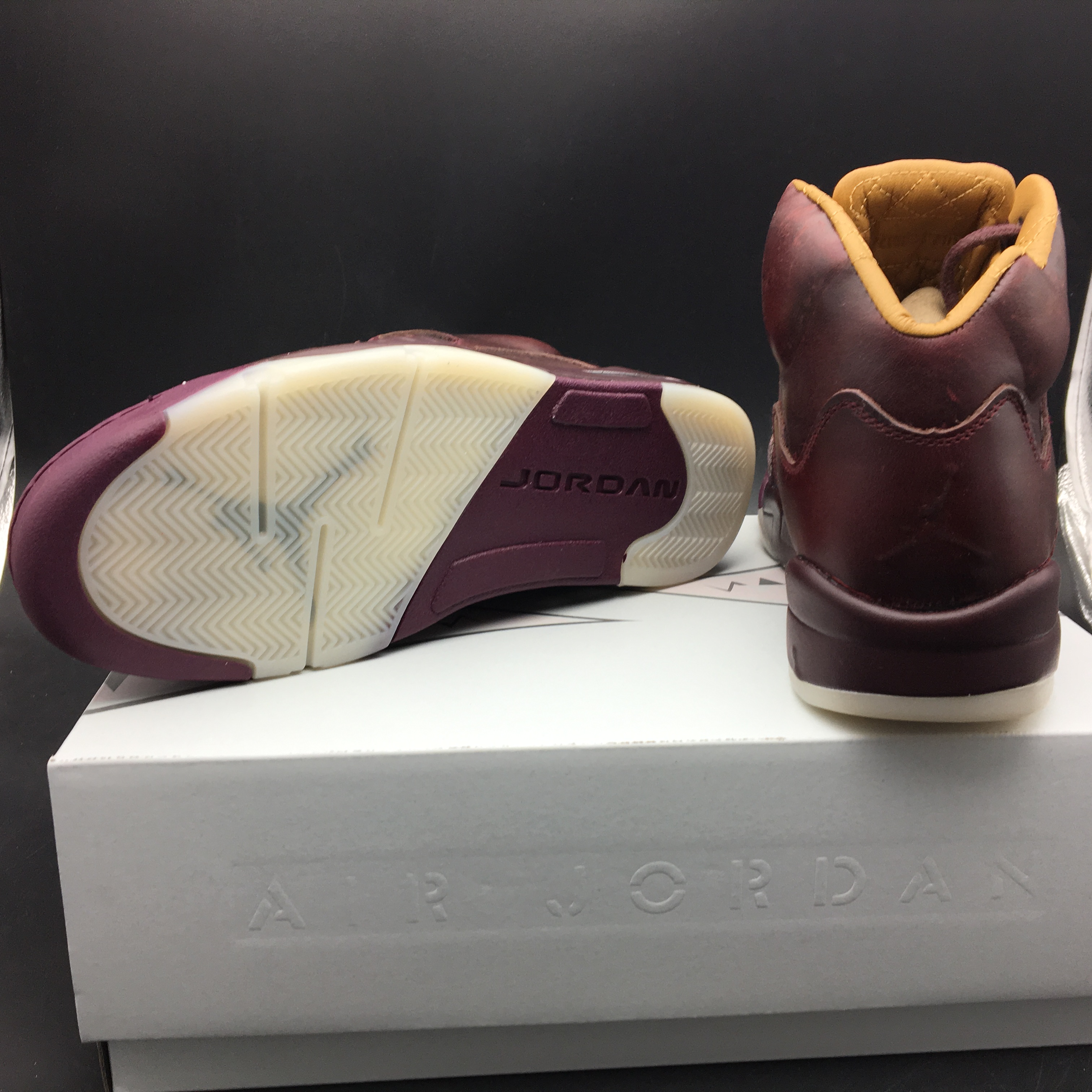 Air Jordan 5 Retro Premium Wine 881432-612