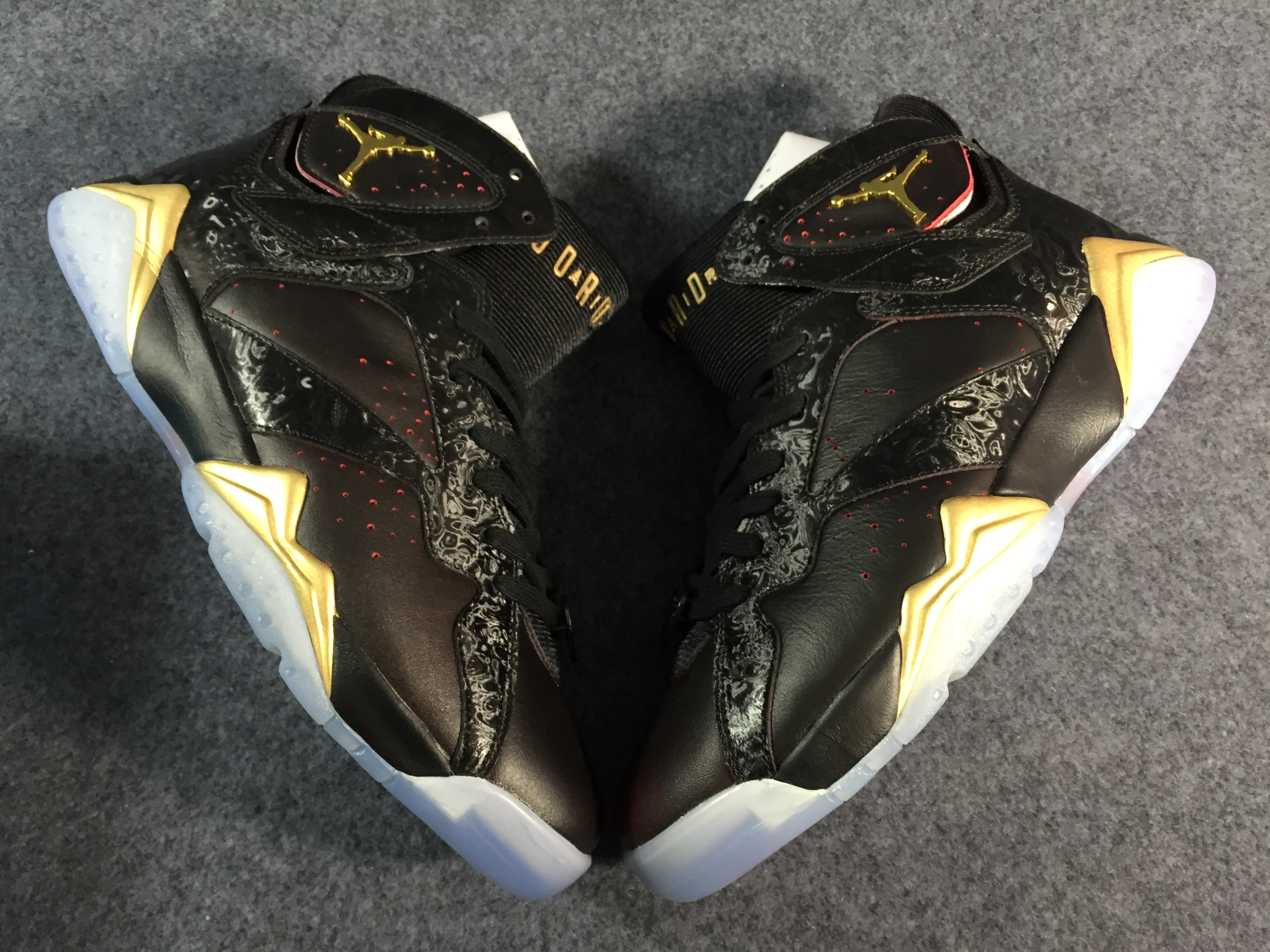 Air Jordan 7 Retro Doernbecher 898651-015