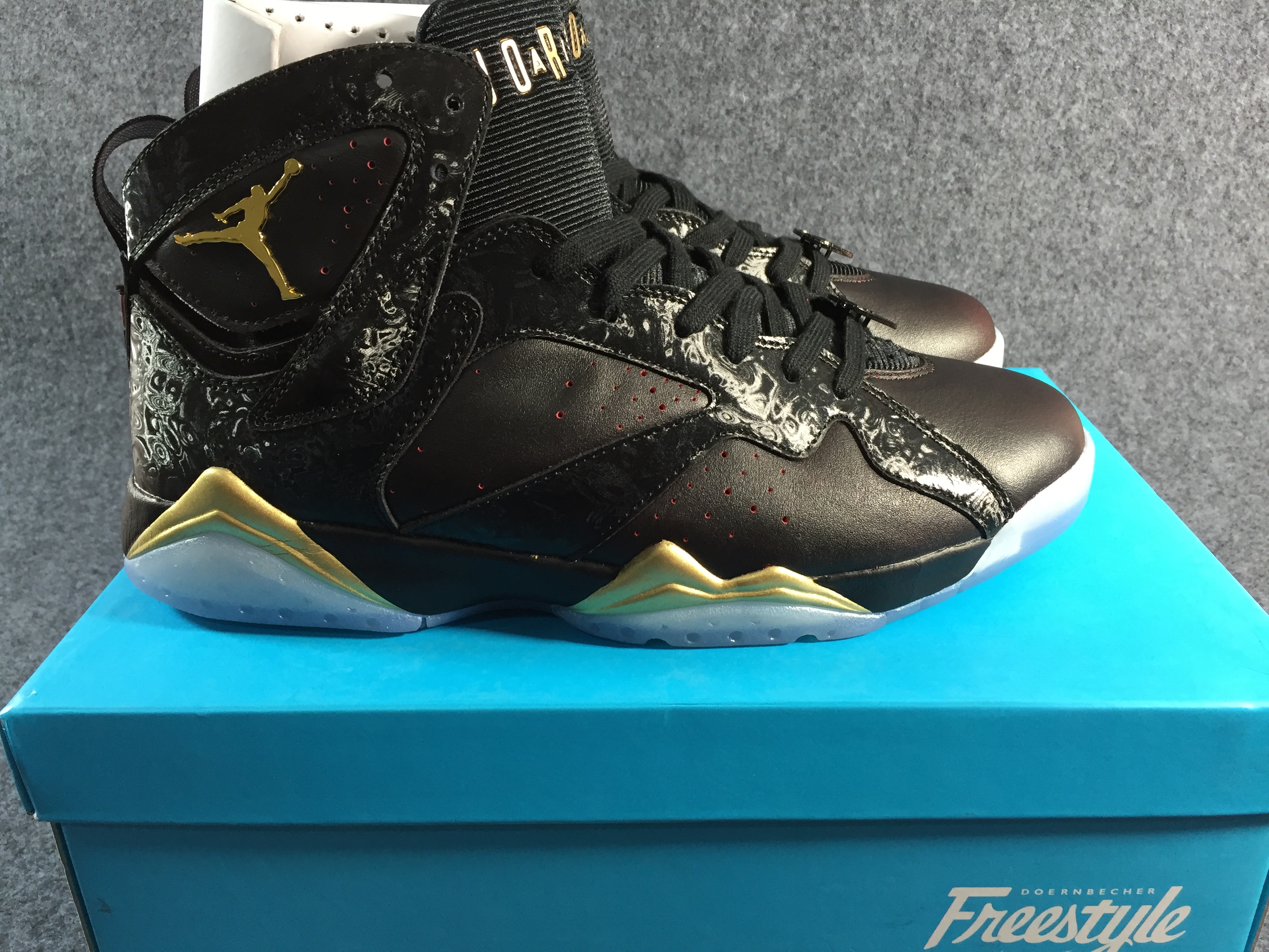 Air Jordan 7 Retro Doernbecher 898651-015