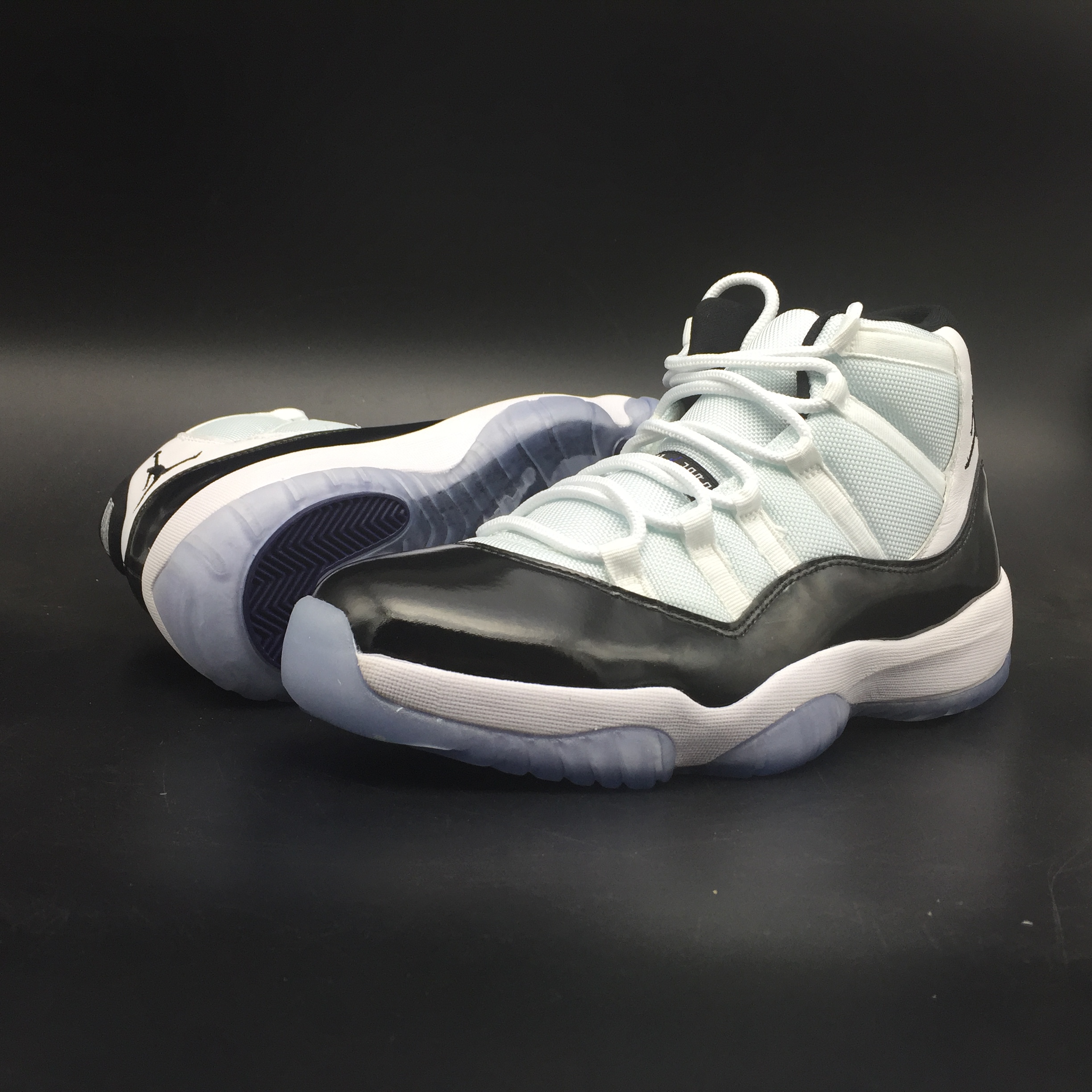 Air Jordan 11 Retro Concord (2011) 378037-107