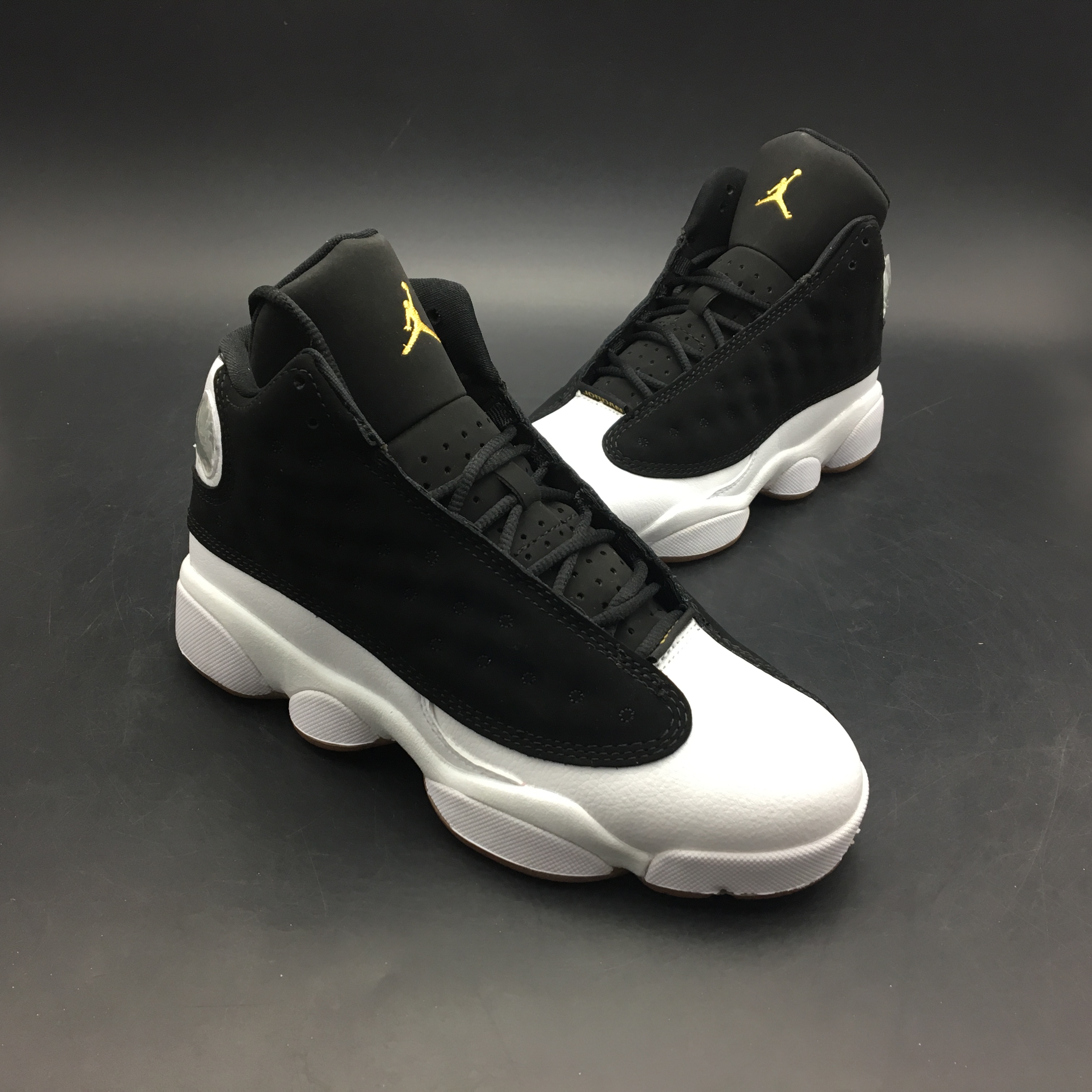 Air Jordan 13 Retro Black White Gum 439358-021