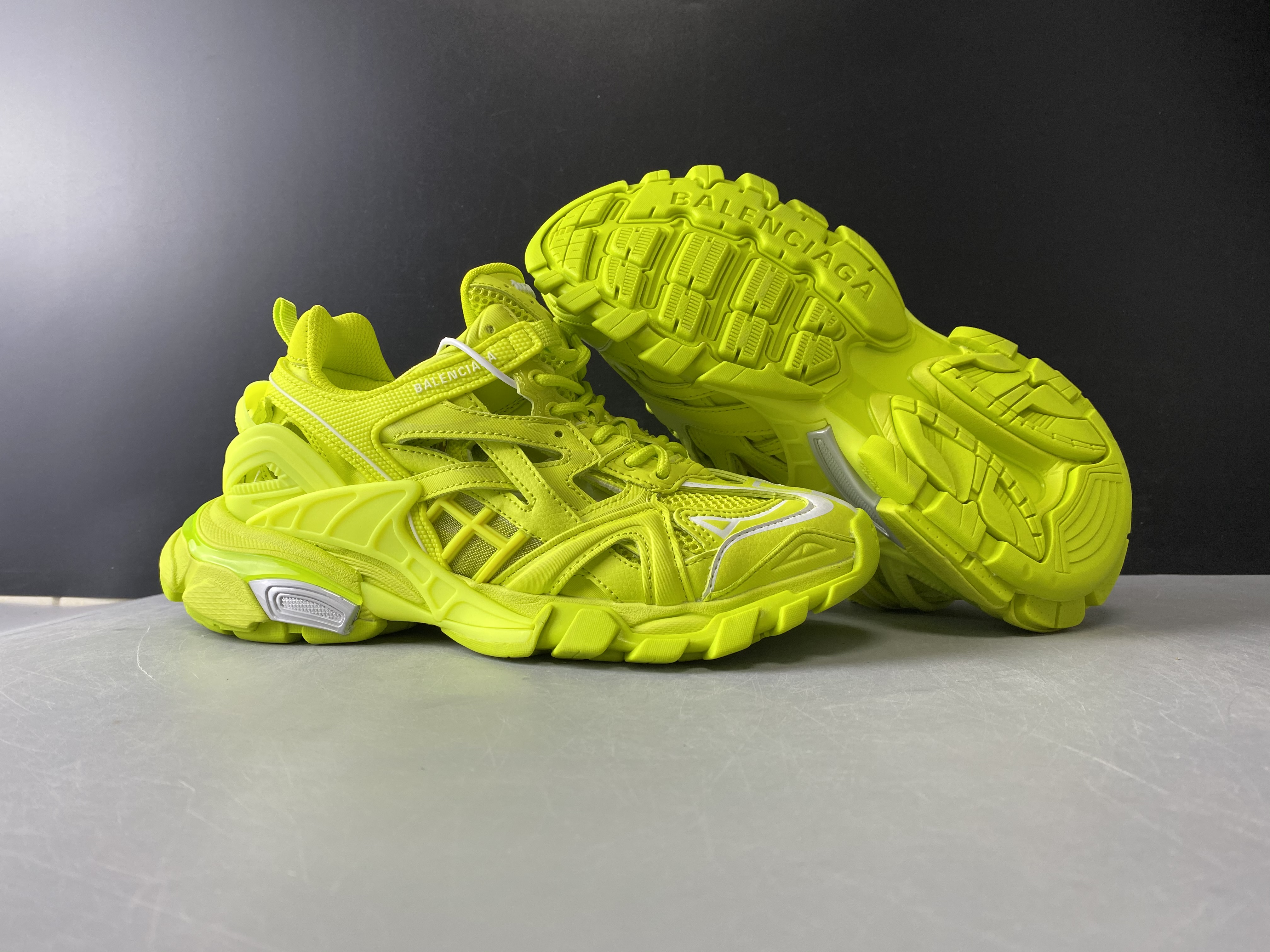 Blncig Track 2 Tennis Green