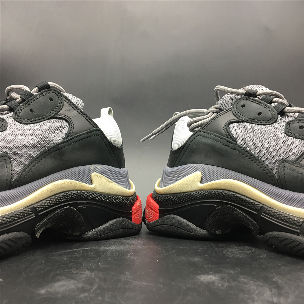 Blncig Triple S Black Grey Red