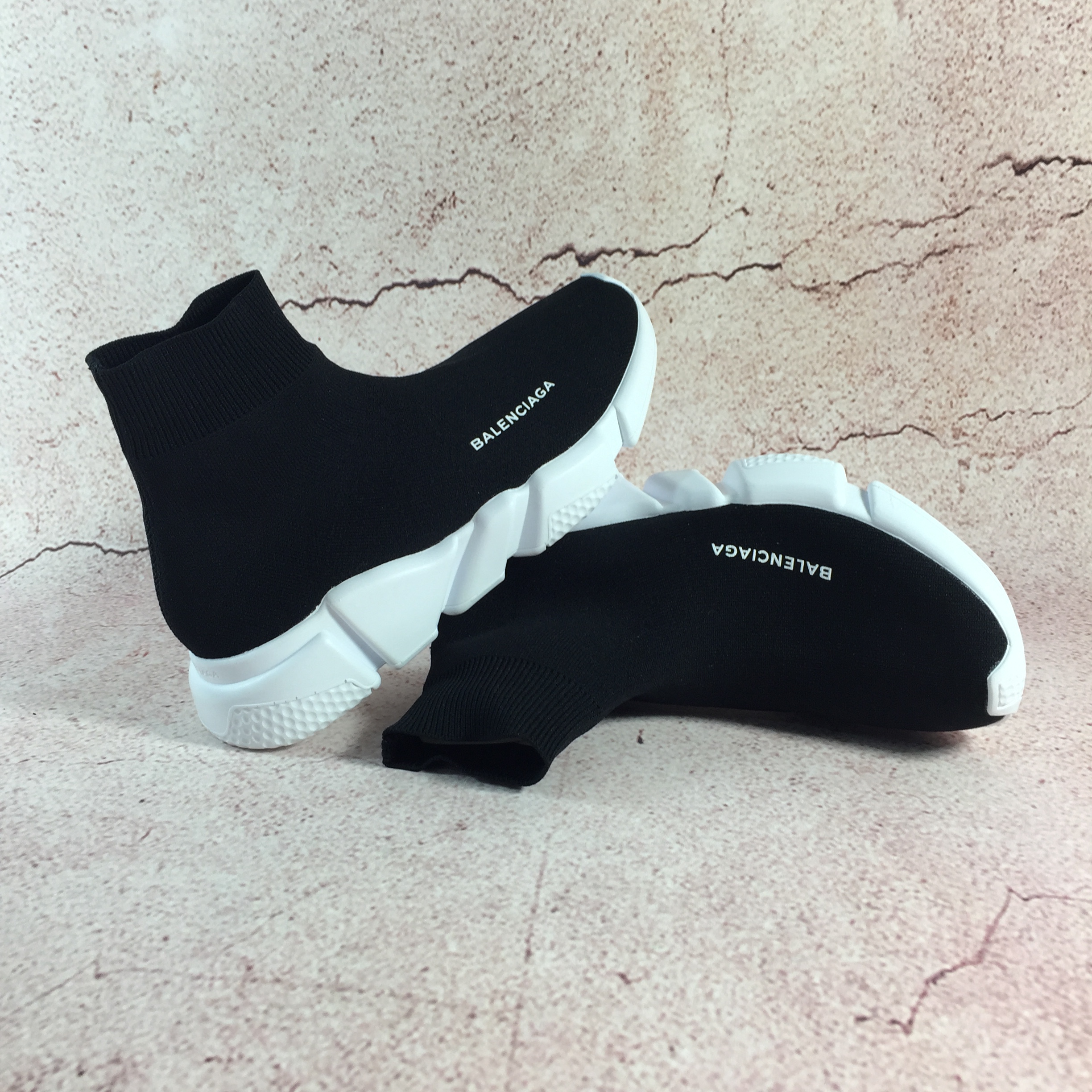 Blncig Speed Trainer Mid White Black 454484 W05G0 1000