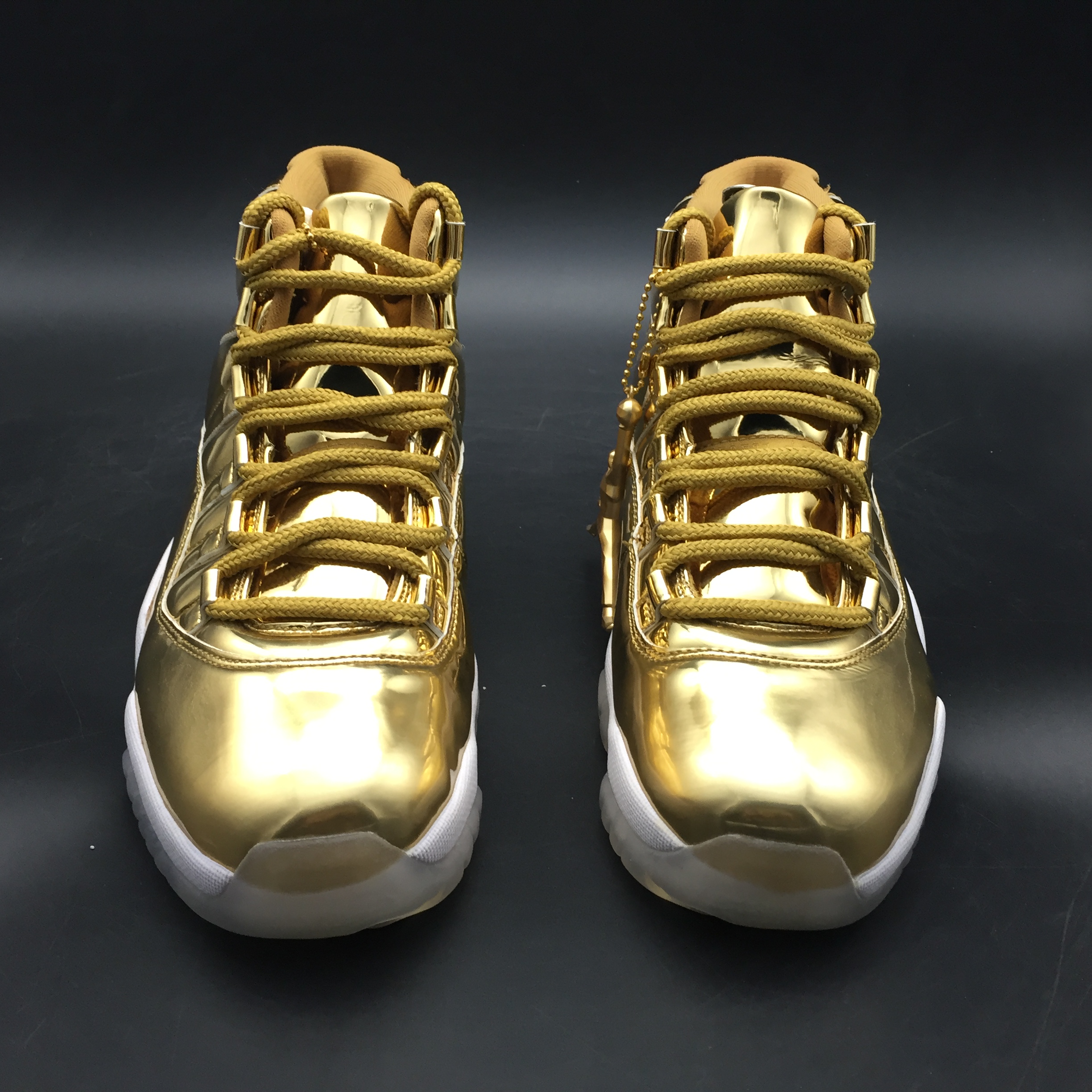 AIR JORDAN 11 RETRO P1NNACLE GOLD