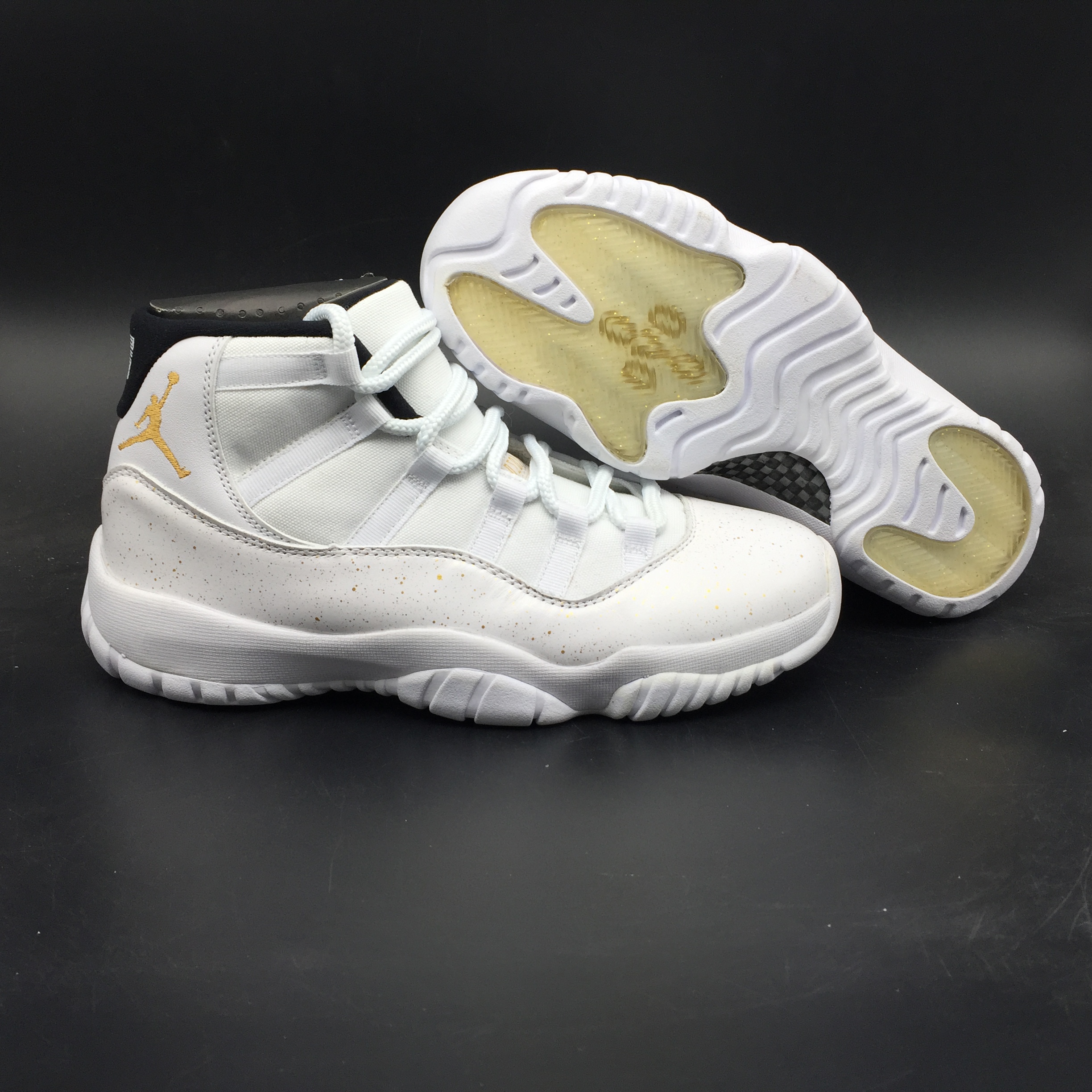 Air Jordan 11 Owl OVO