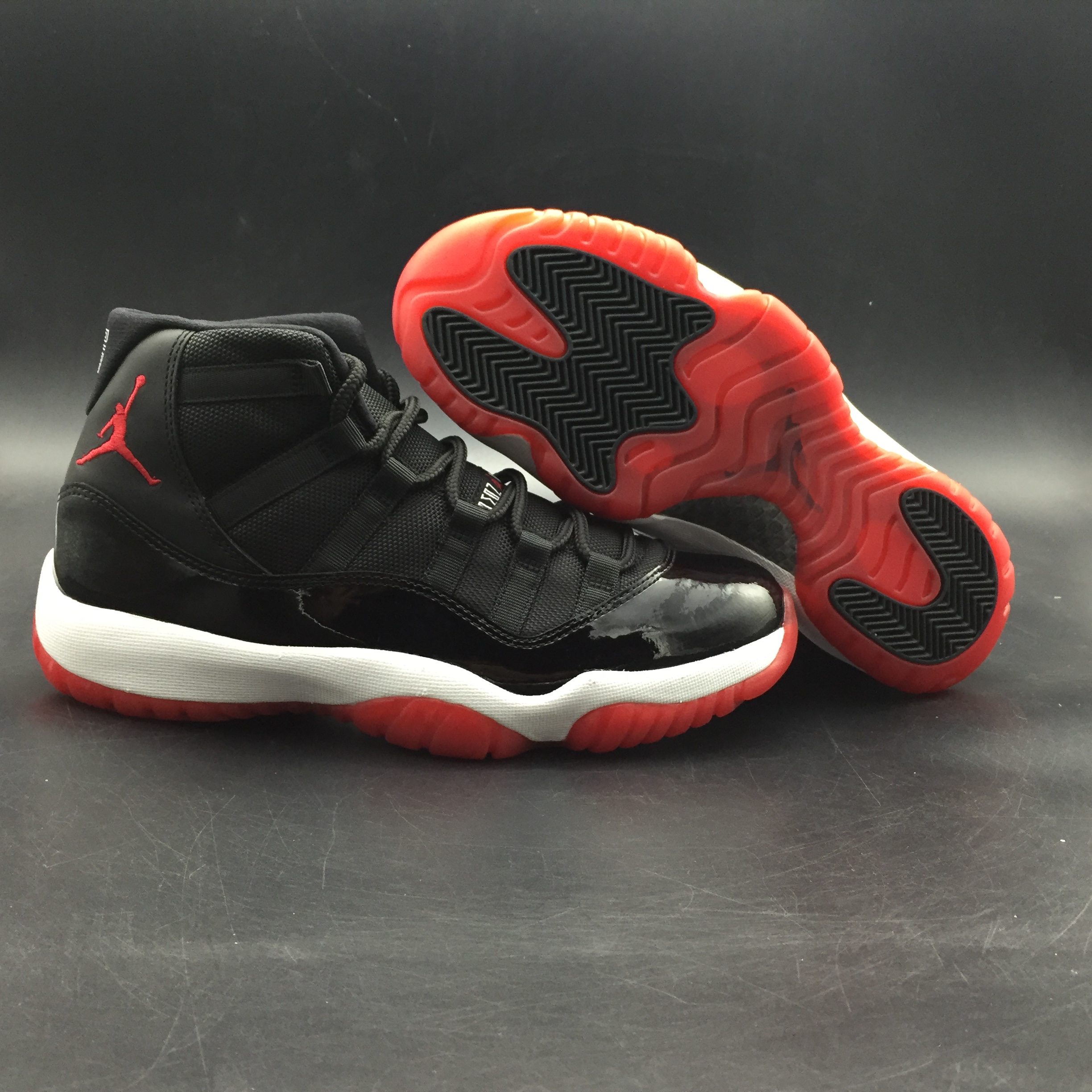 Air Jordan11 Black and Red 378037-010
