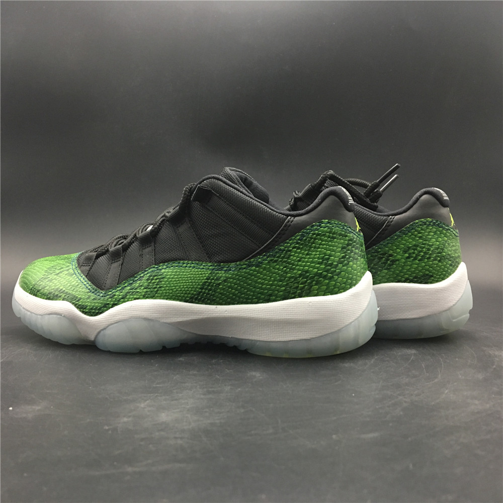 Air Jordan 11 Retro Low Snake Skin 528895-033