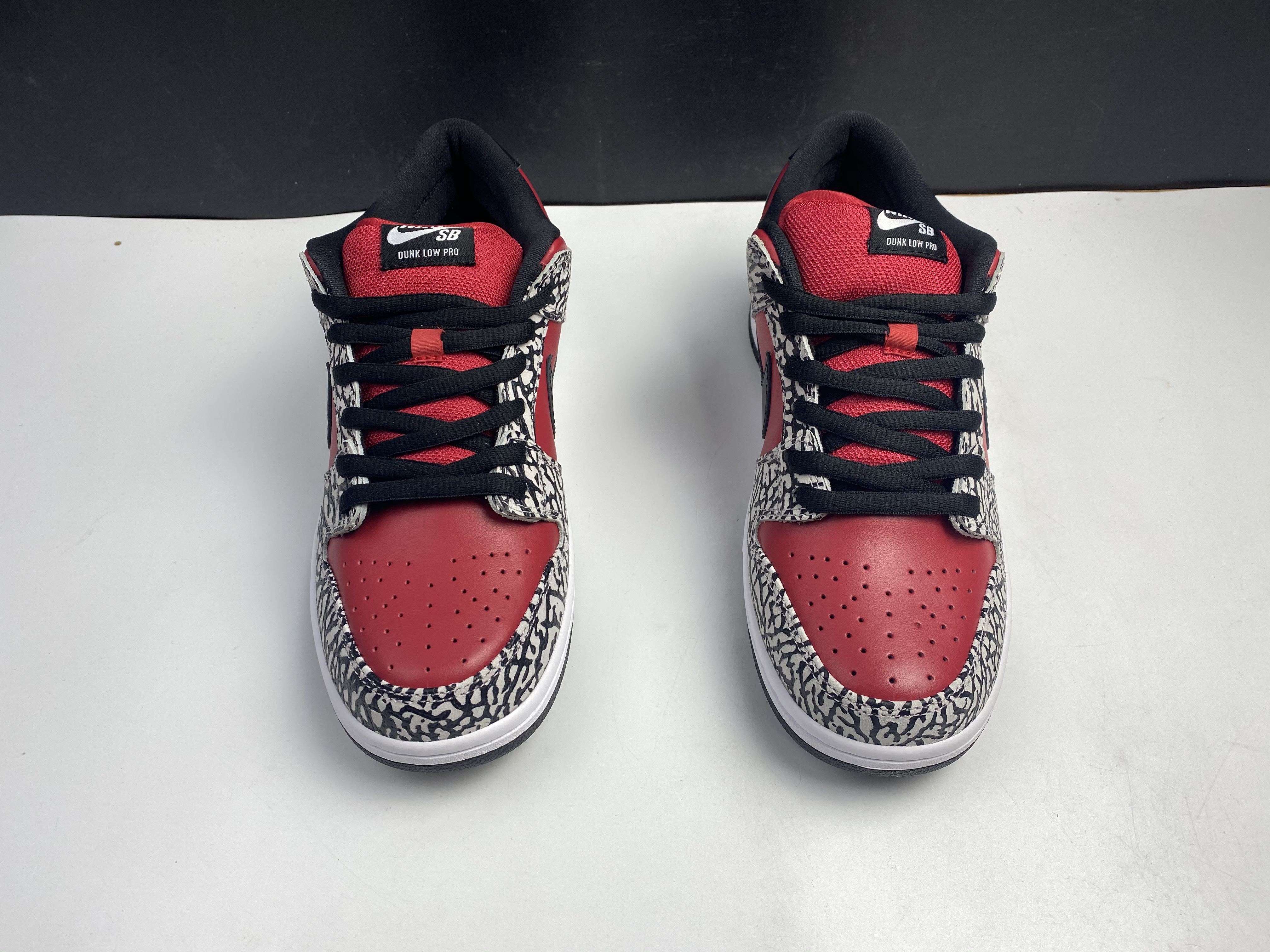 NIKE Dunk SB x Supreme 10th Anniversary Red Burst 313170-600