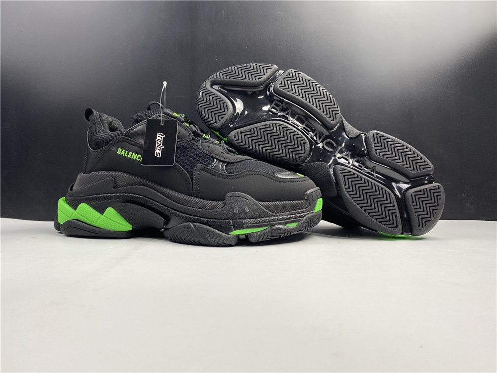 Blncig Triple S Black & Green 524039 W2PW1 4881