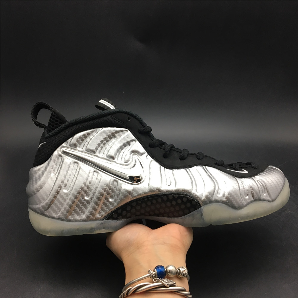 Nike Air Foamposite Pro Silver Surfer 616750-004