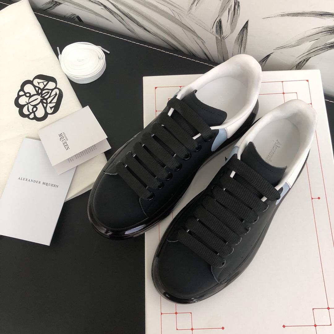 Alxndr McQN Oversized Clear Sole Lust Full Black