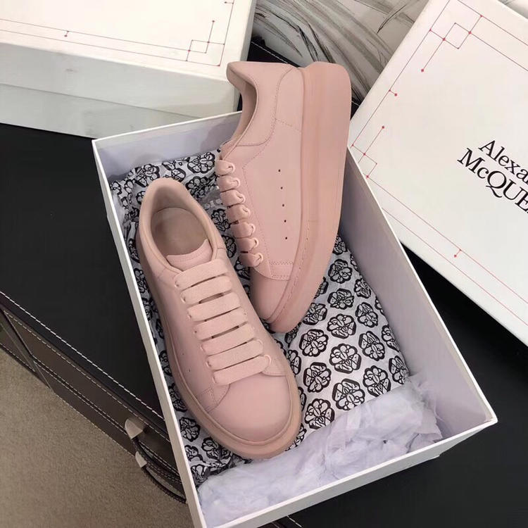 Alxndr McQN Exclusive Pink Suede Oversized 211259F128098