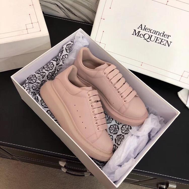 Alxndr McQN Exclusive Pink Suede Oversized 211259F128098