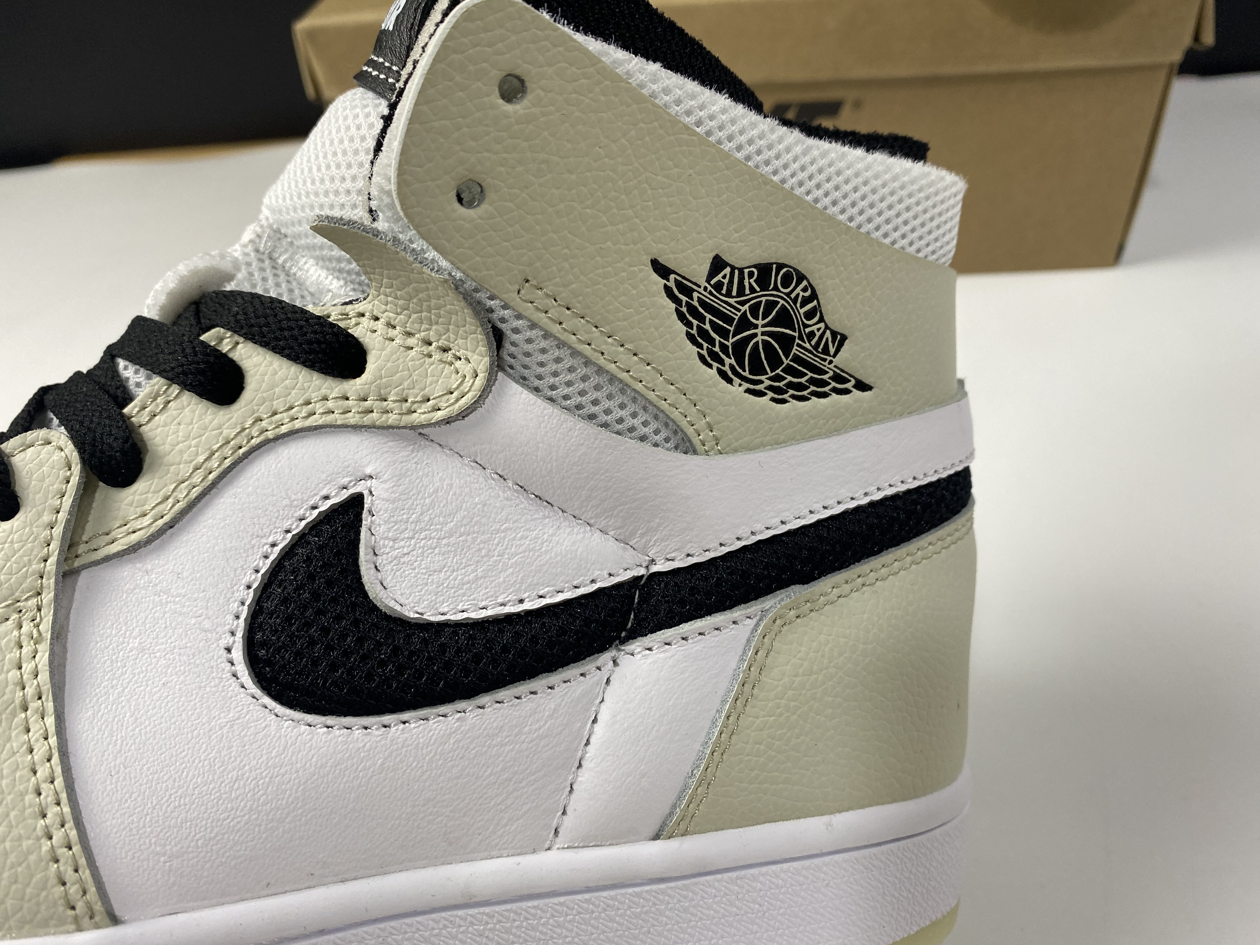 Air Jordan 1 High Zoom CMFT Sail CT0979-002