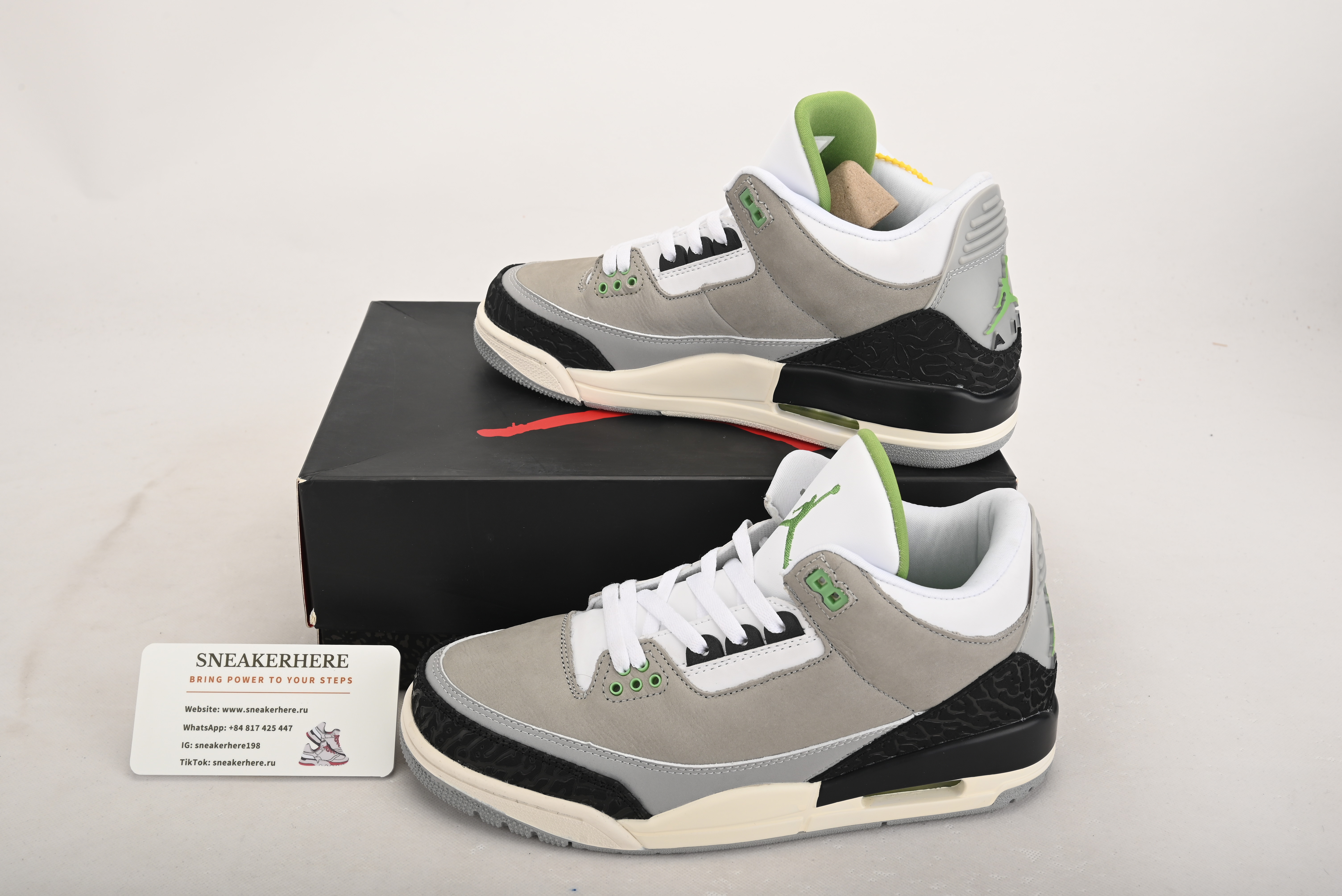 Air Jordan 3 Retro Chlorophyll 136064-006