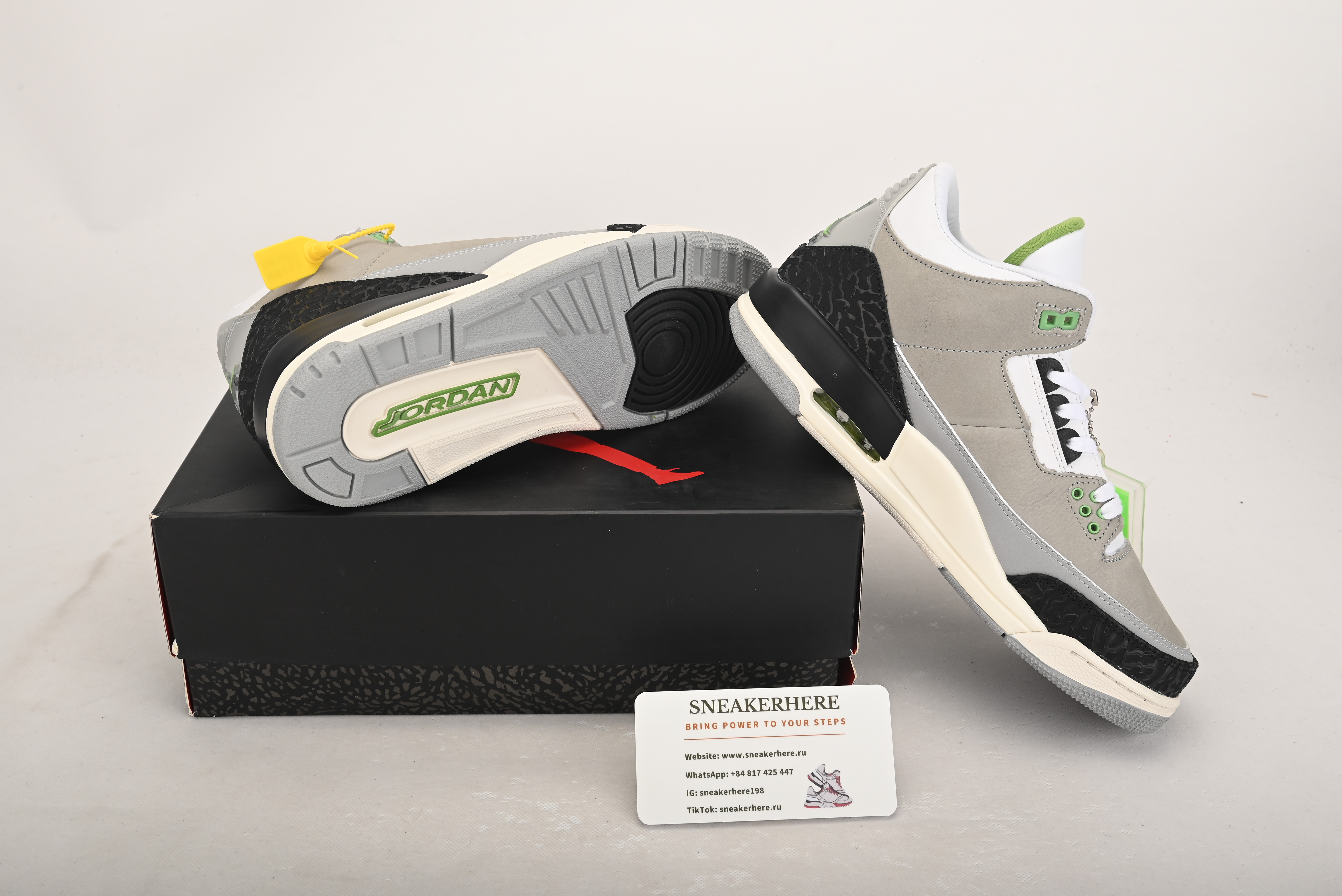 Air Jordan 3 Retro Chlorophyll 136064-006