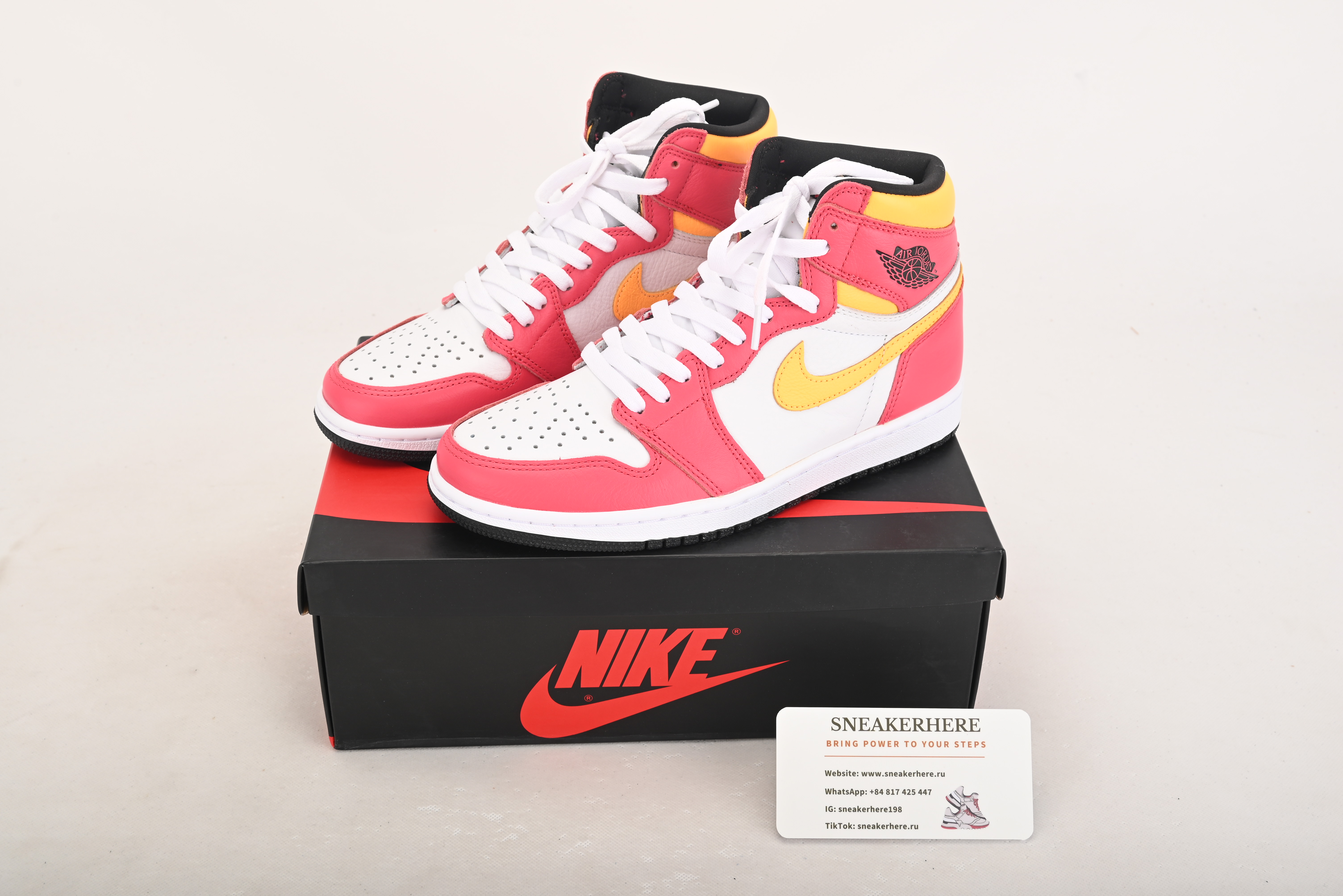 Air Jordan 1 Retro High OG Light Fusion Red 555088-603
