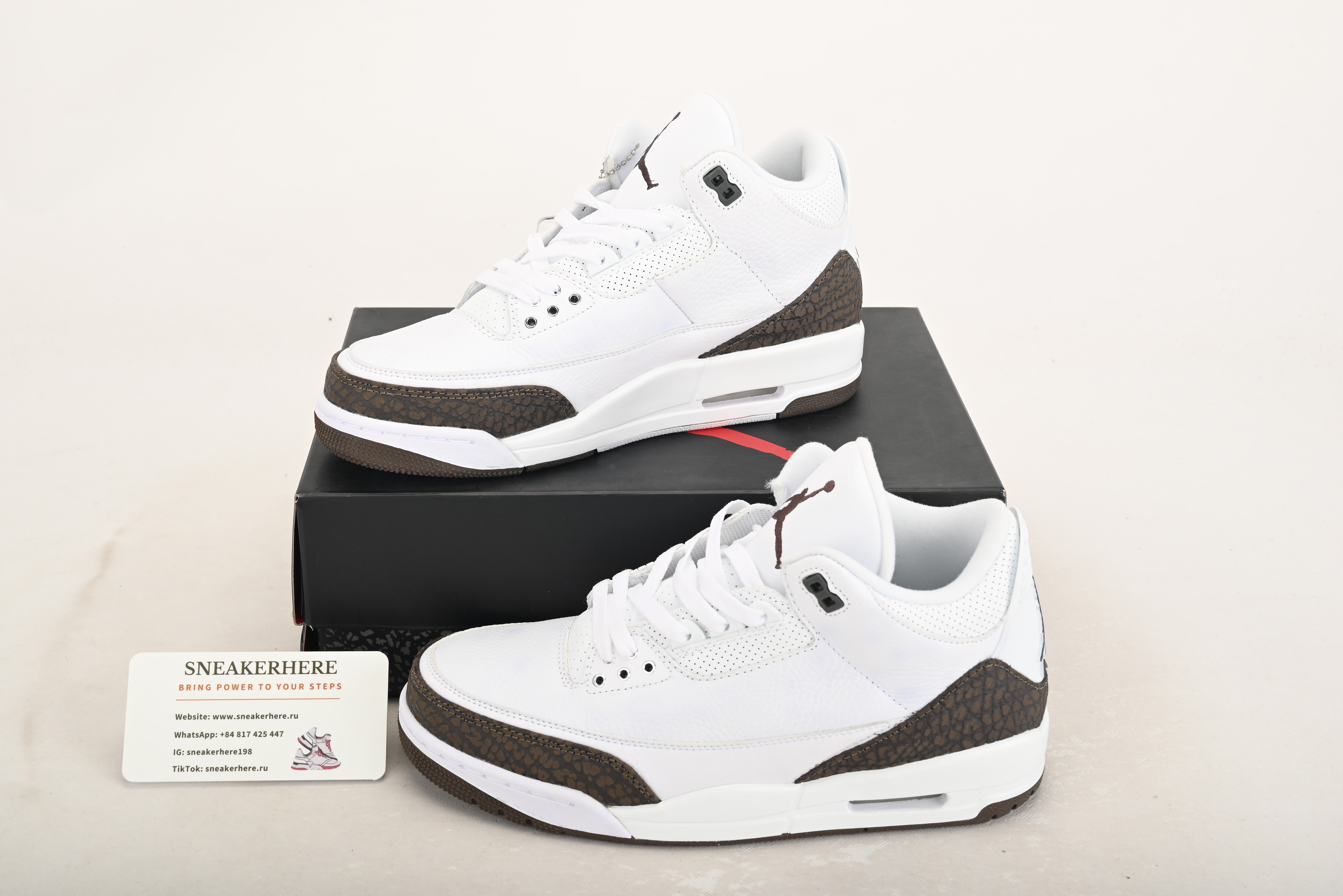 Air Jordan 3 Retro Mocha (2018) 136064-122