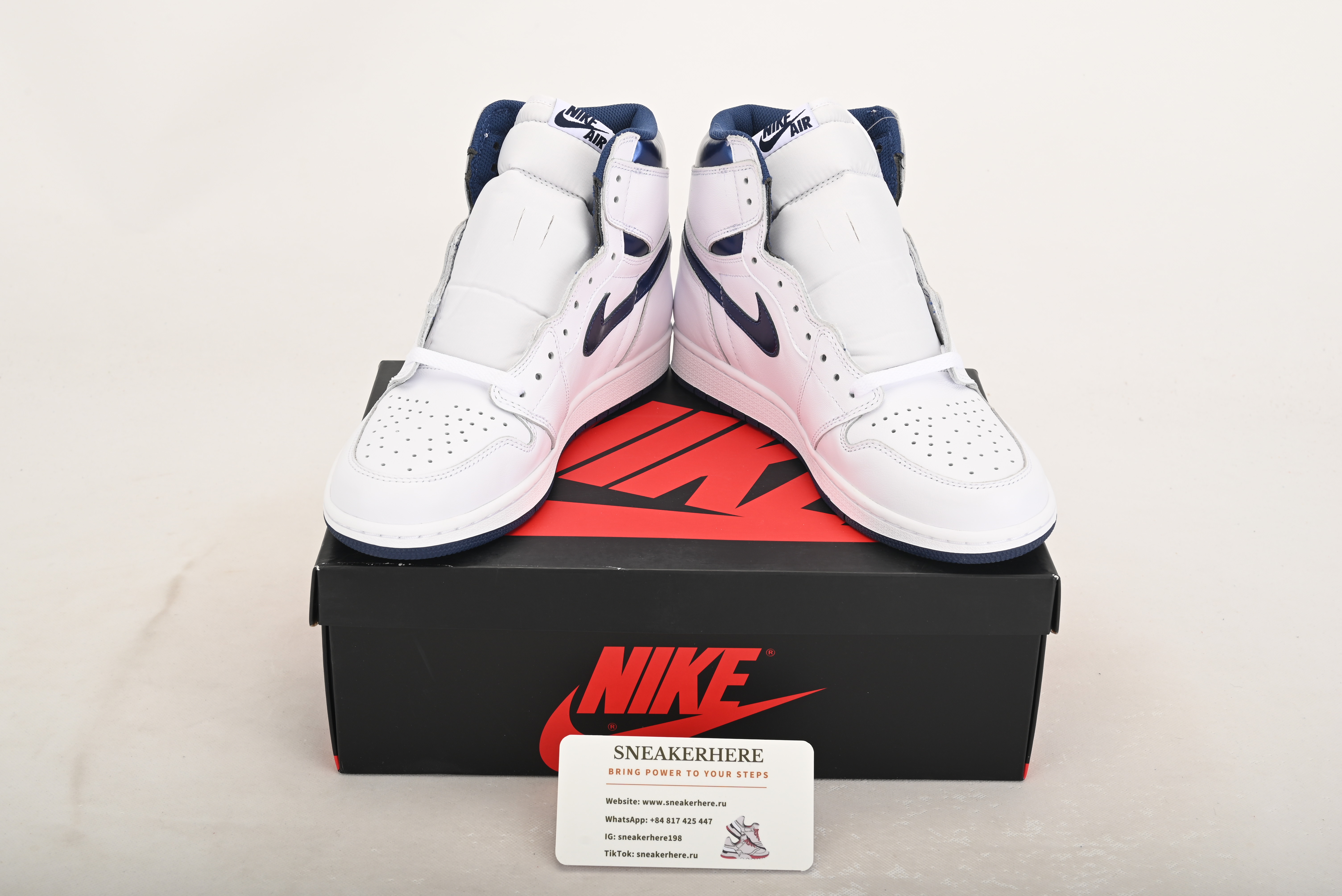 Air Jordan 1 Retro Metallic Navy 555088-106