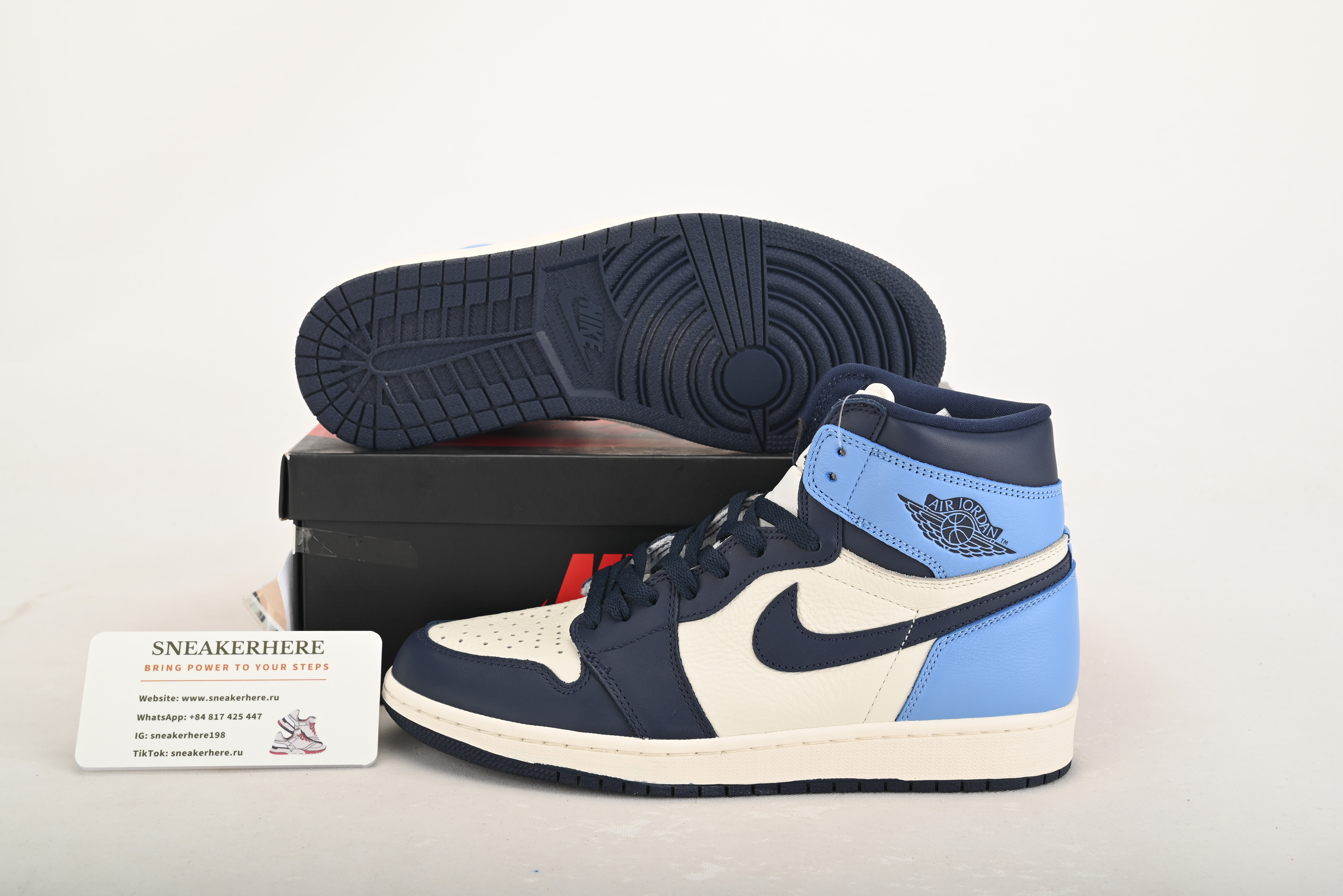 Air Jordan 1 Retro High Obsidian UNC 555088-140