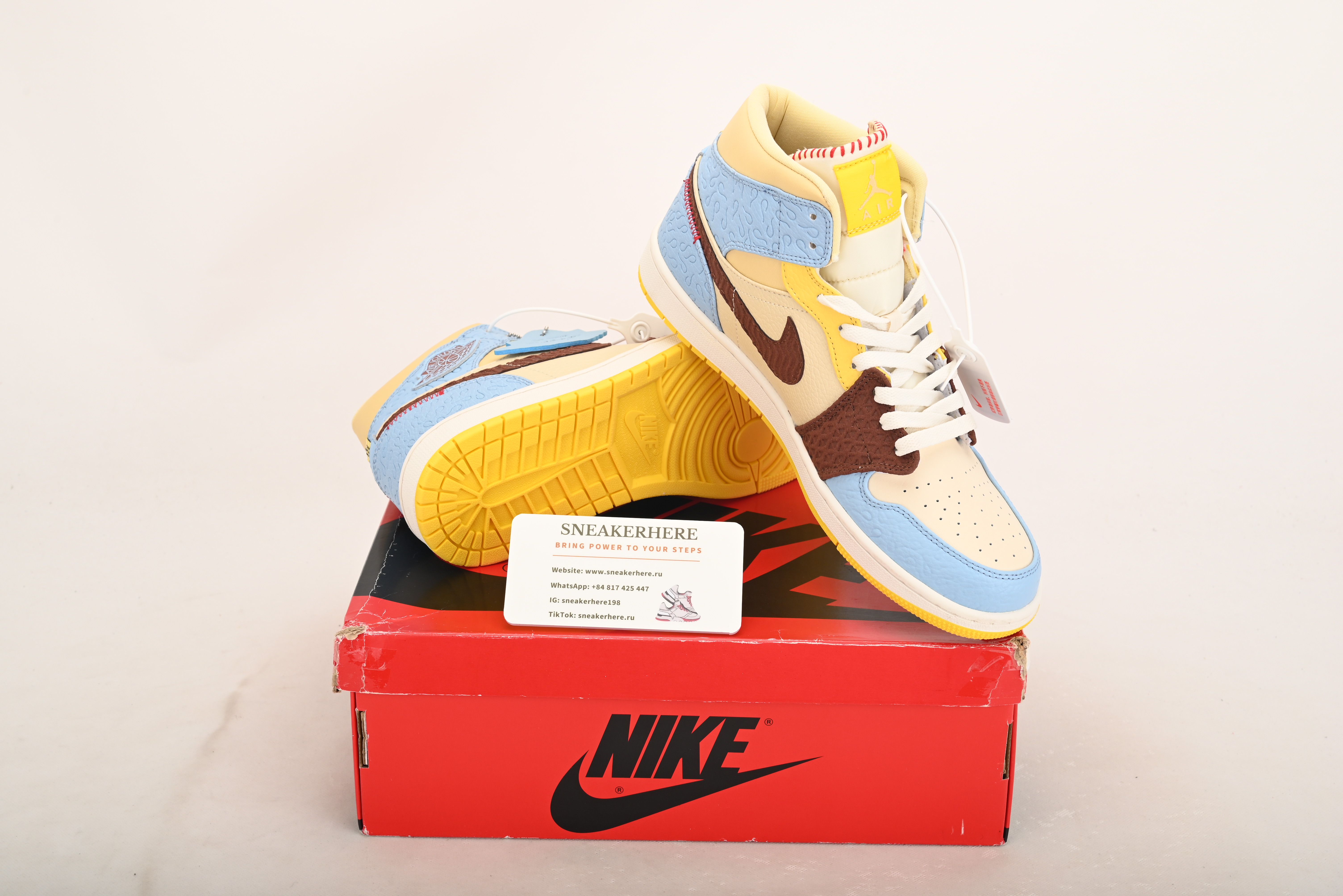 Air Jordan 1 Mid SE Fearless Maison Chateau Rouge CU2803-200