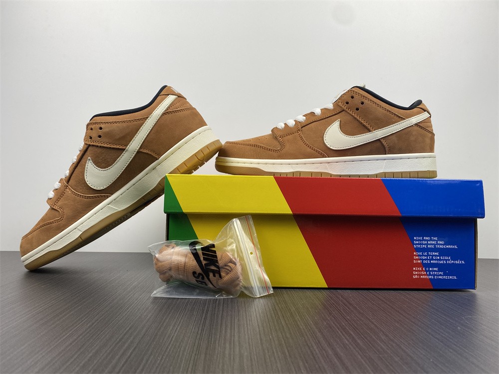 Nike SB Dunk Low Pro Iso DK Russet Sail DK Russet Black DH1319-200