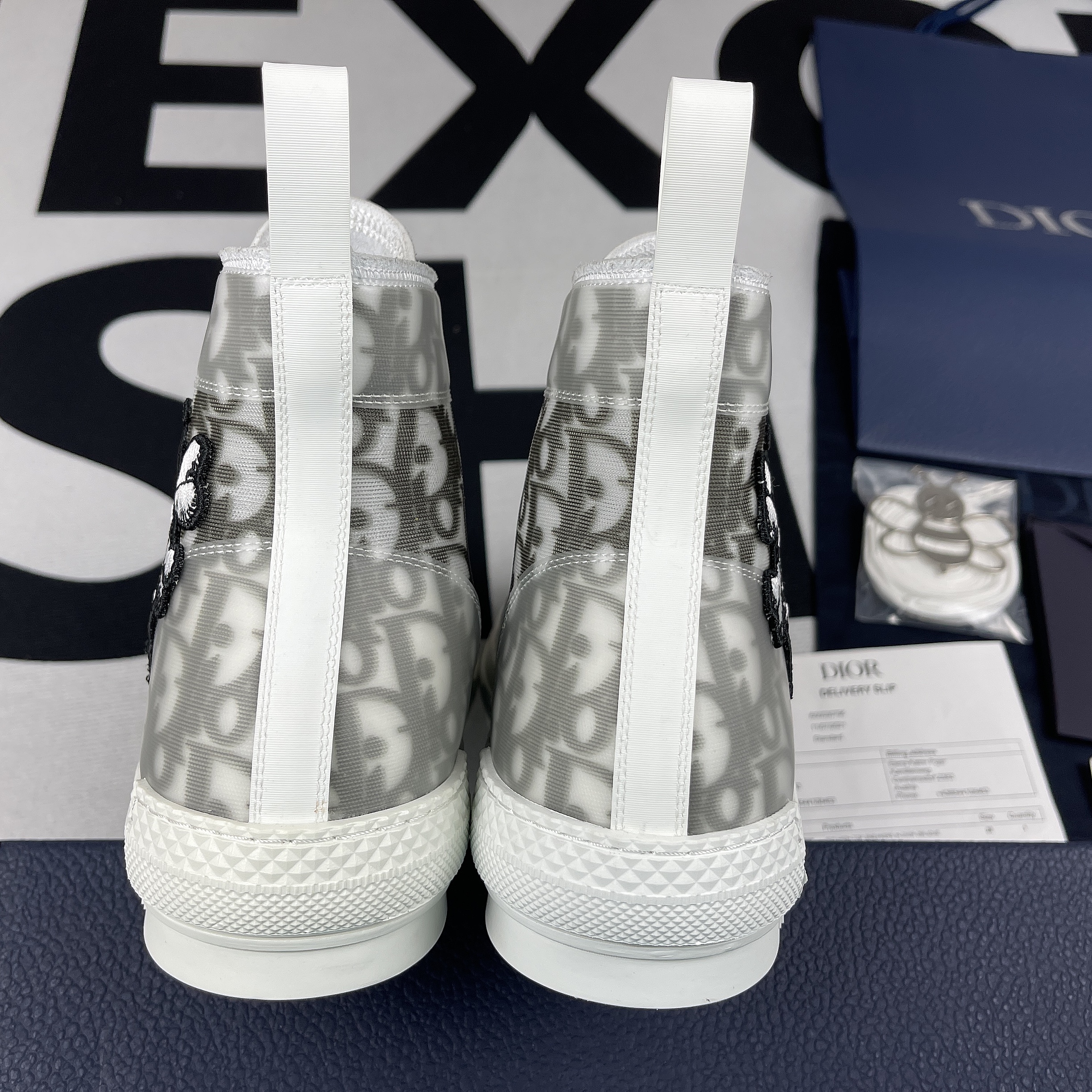 Dioorr And Shawn B23 High Top Bee Embroidery 3SH118YYO_H960