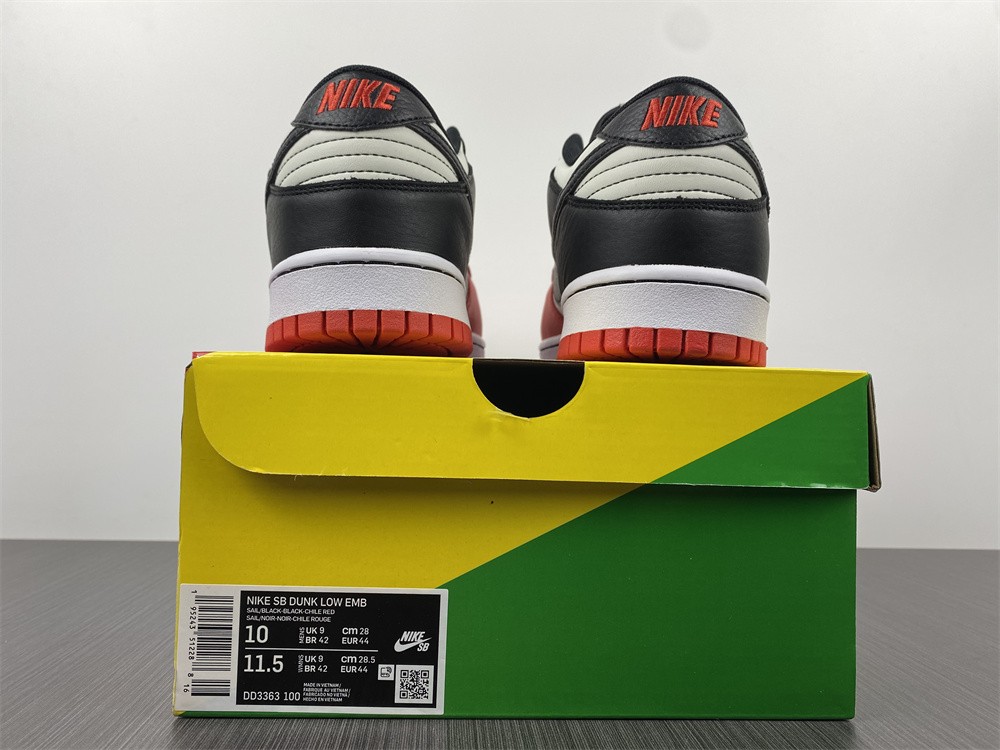 Nike Dunk Low EMB NBA 75th Anniversary DD3363-100