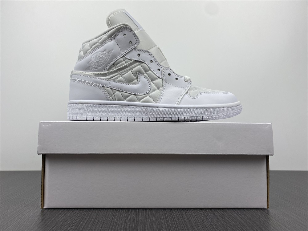 Air Jordan 1 Mid Quilted White (W) DB6078-100