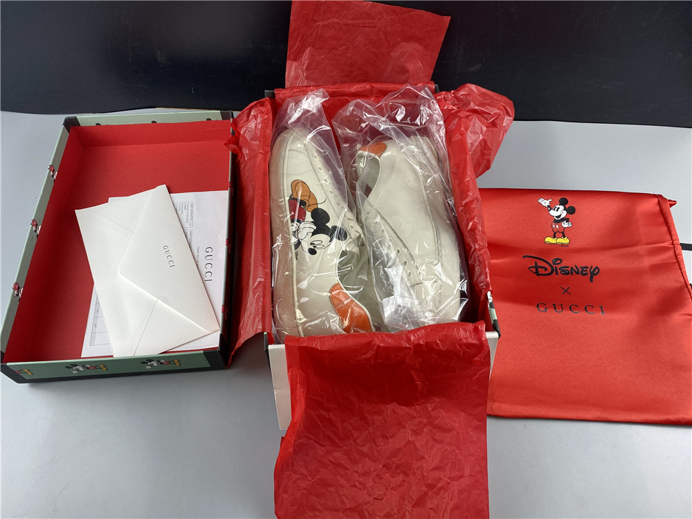 Guccii1 Ace x Disney Ivory 603697 AYO70 9591