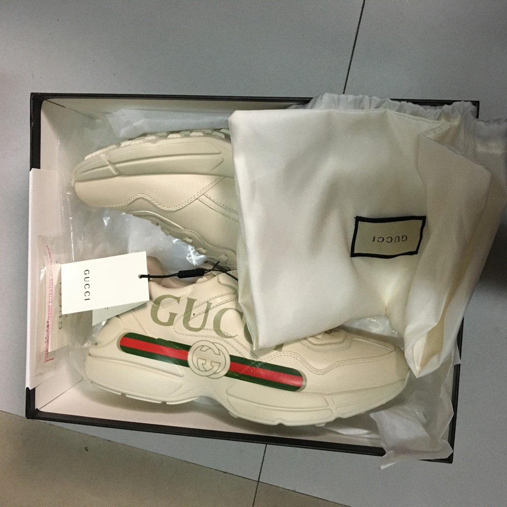 Guccii1 Rhyton Vintage Logo (W)_528892 DRW00 9522