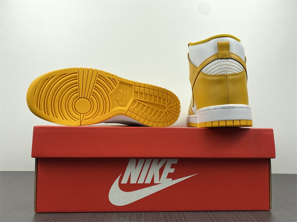 Nike Dunk High Dark Sulfur (W) DD1869-106