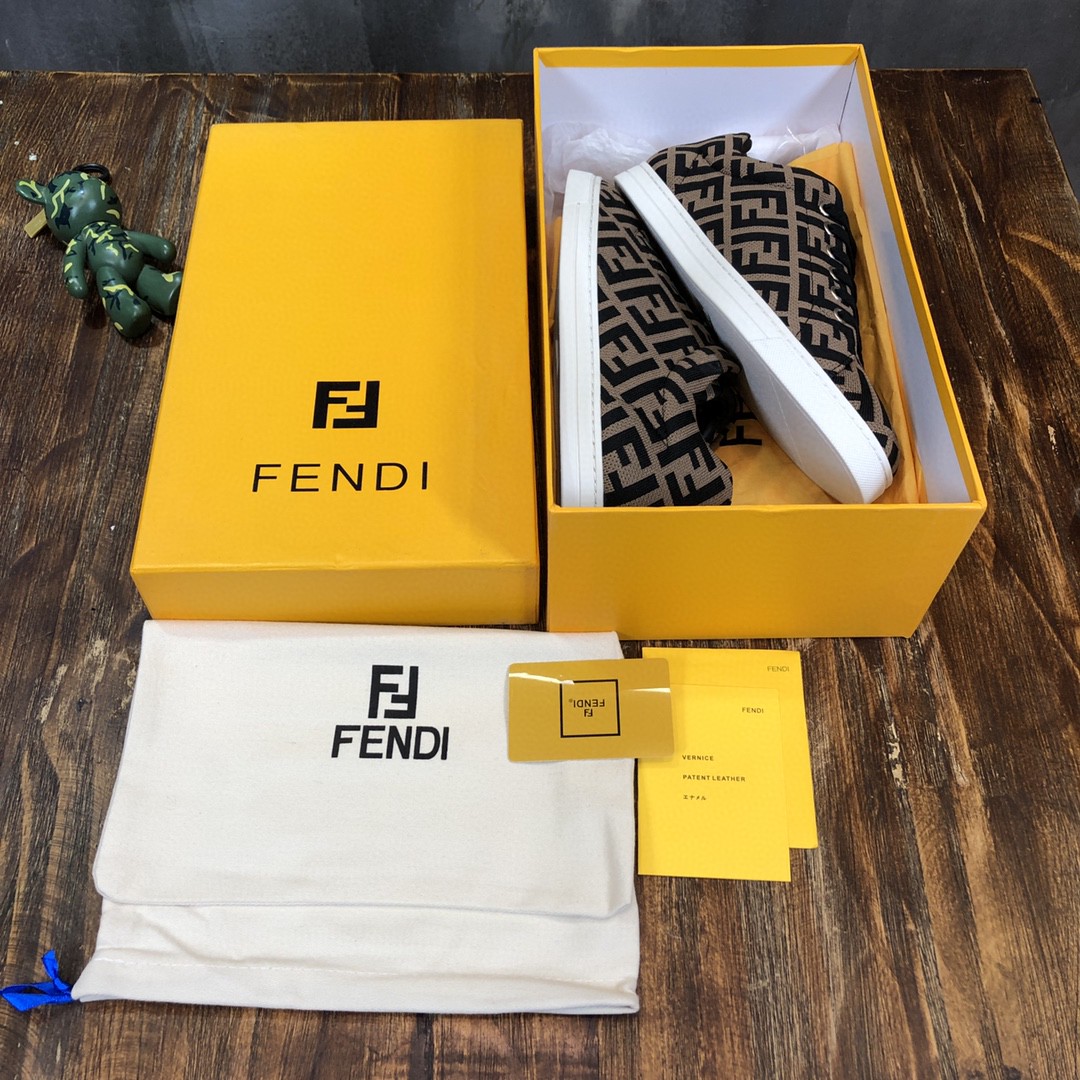 Fnddi Tech Fabric Low Top Brown 7E1258A7MYF0R7R