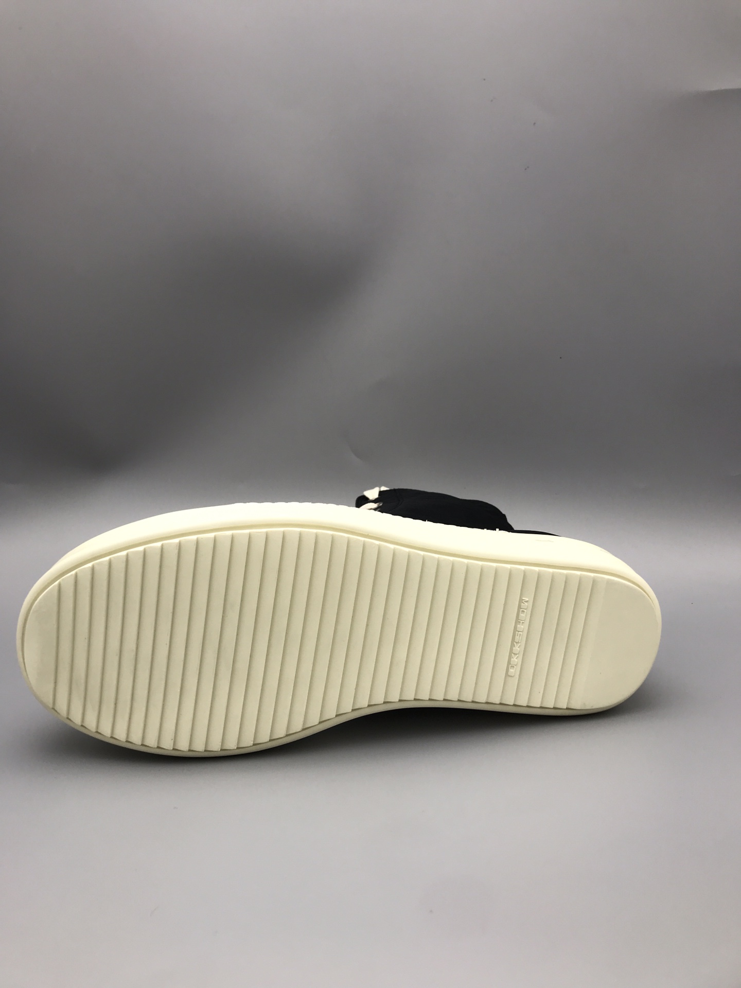 RkOwns DRKSHDW Canvas