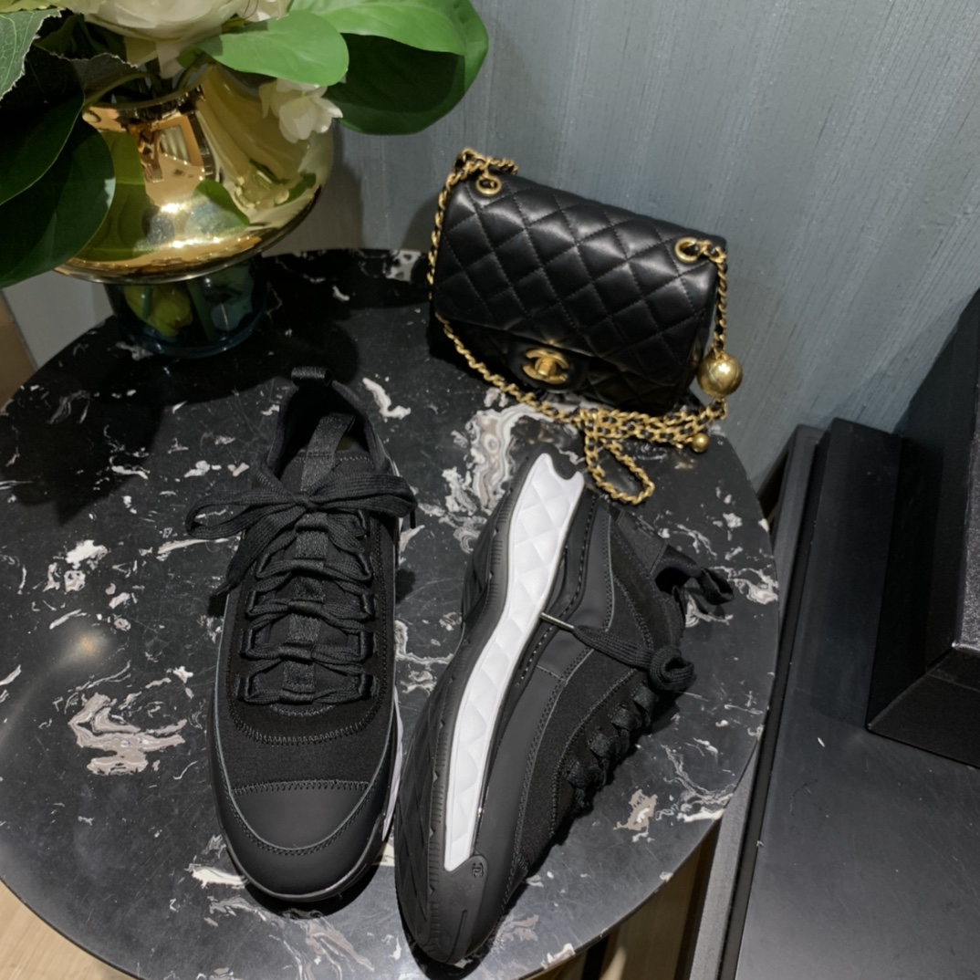 Channe1 sneakers 005