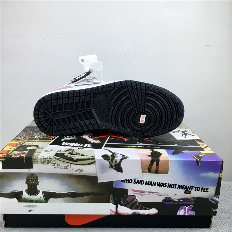 2019 Air Jordan 1 High OG GS White Pink Black 555088-688