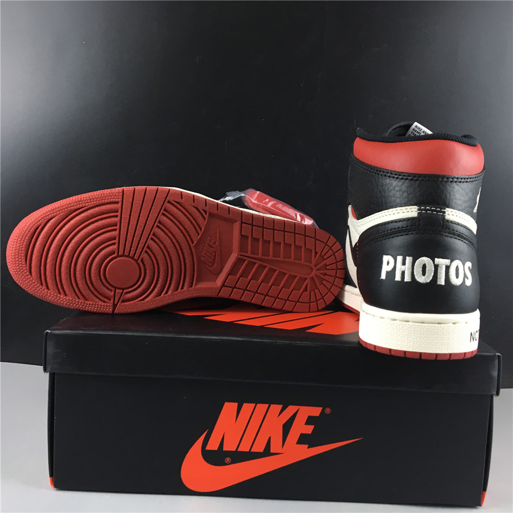 Air Jordan 1 Retro High Varsity Red 861428-106