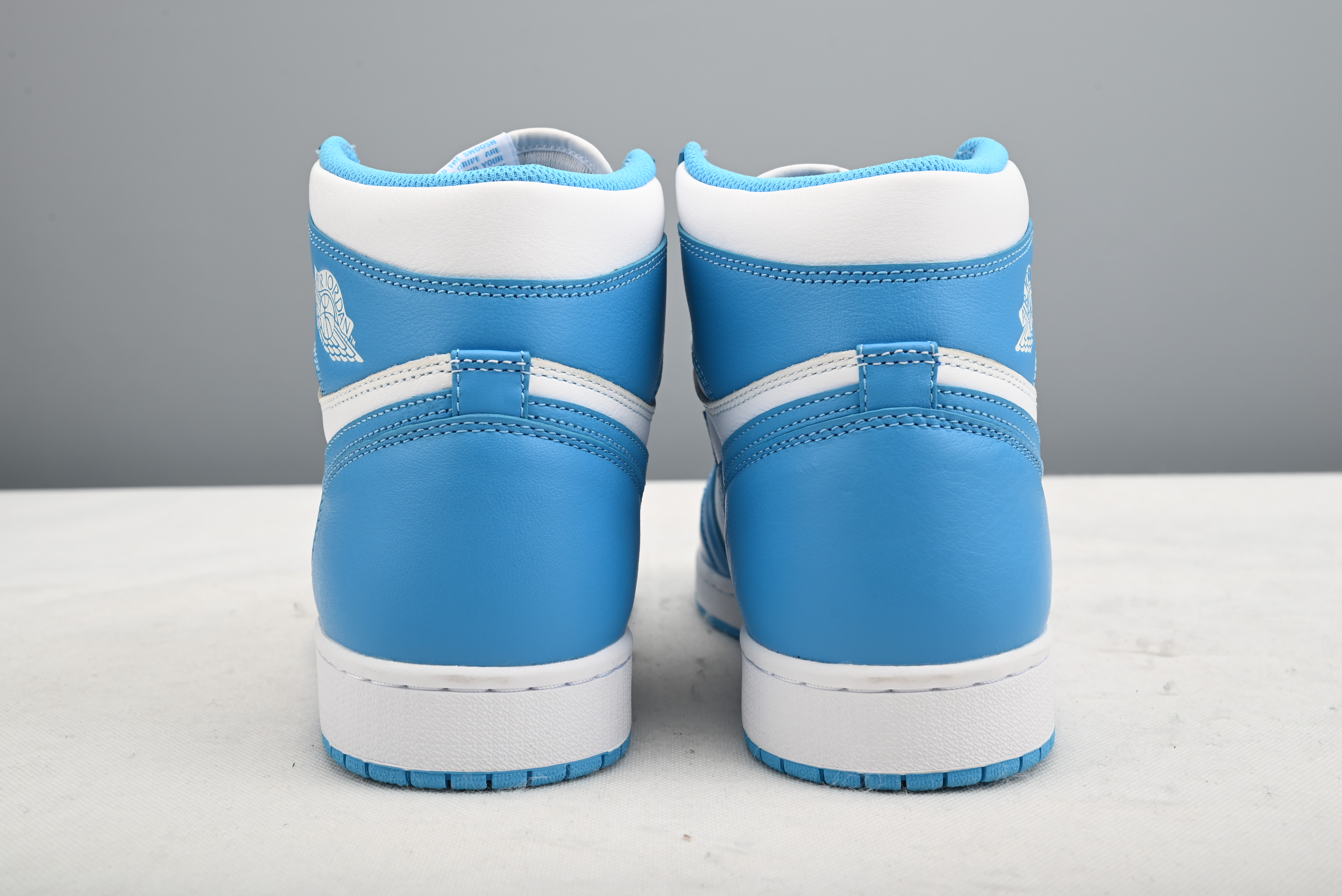 Jordan 1 Retro UNC 555088-117