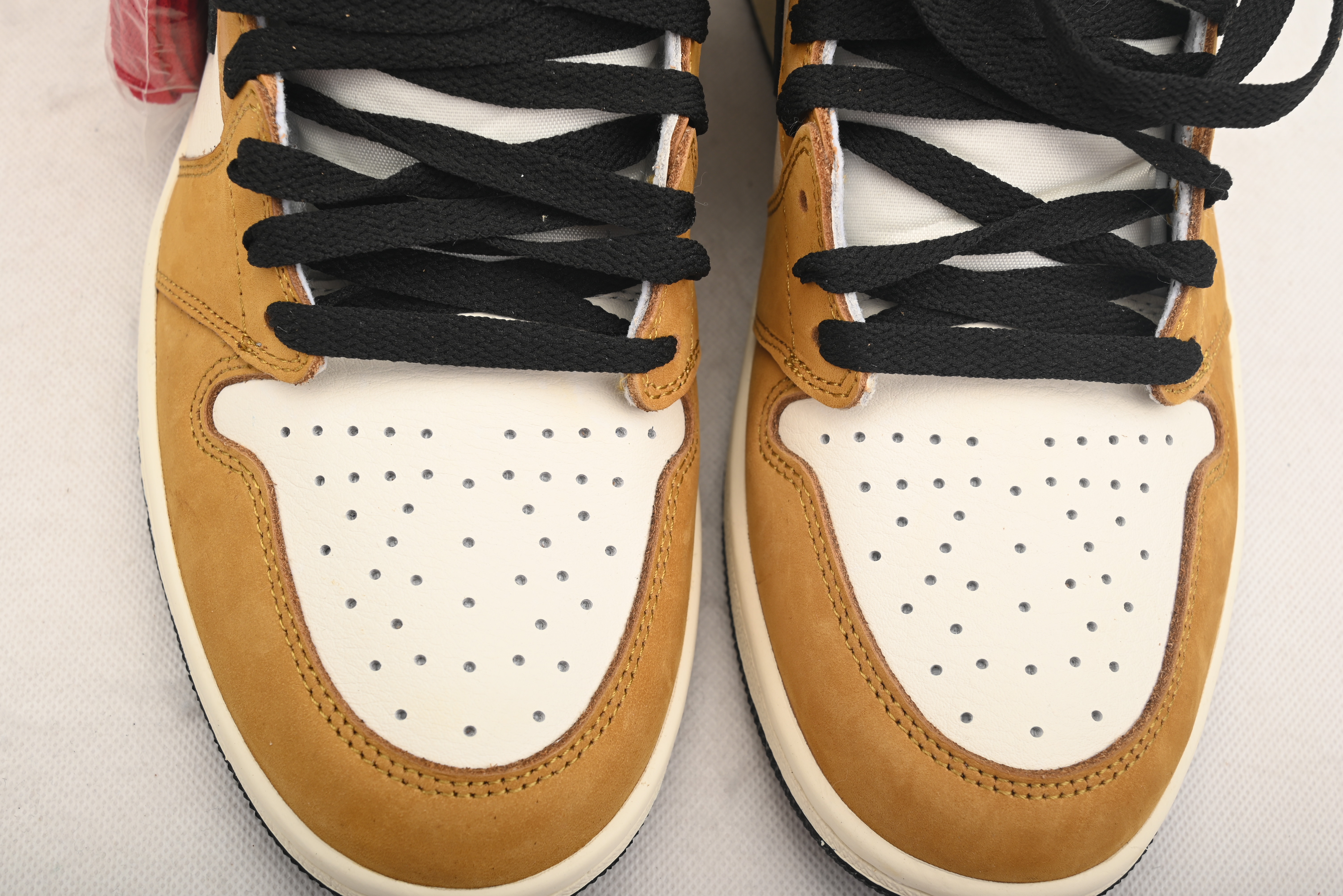 Jordan 1 Retro High Rookie of the Year  555088-700