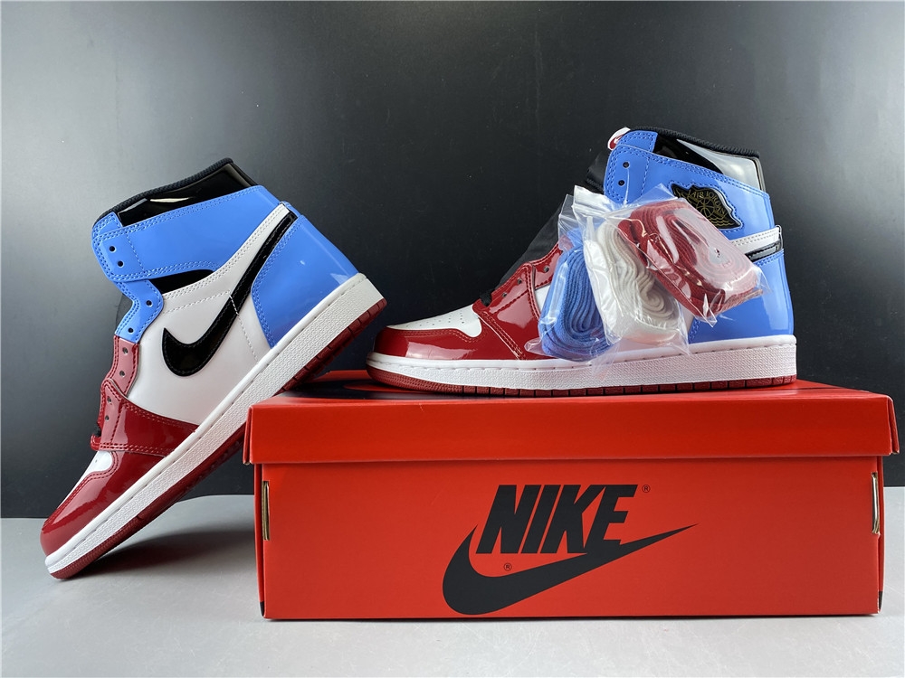 Jordan 1 Retro High Fearless UNC Chicago  CK5666-100