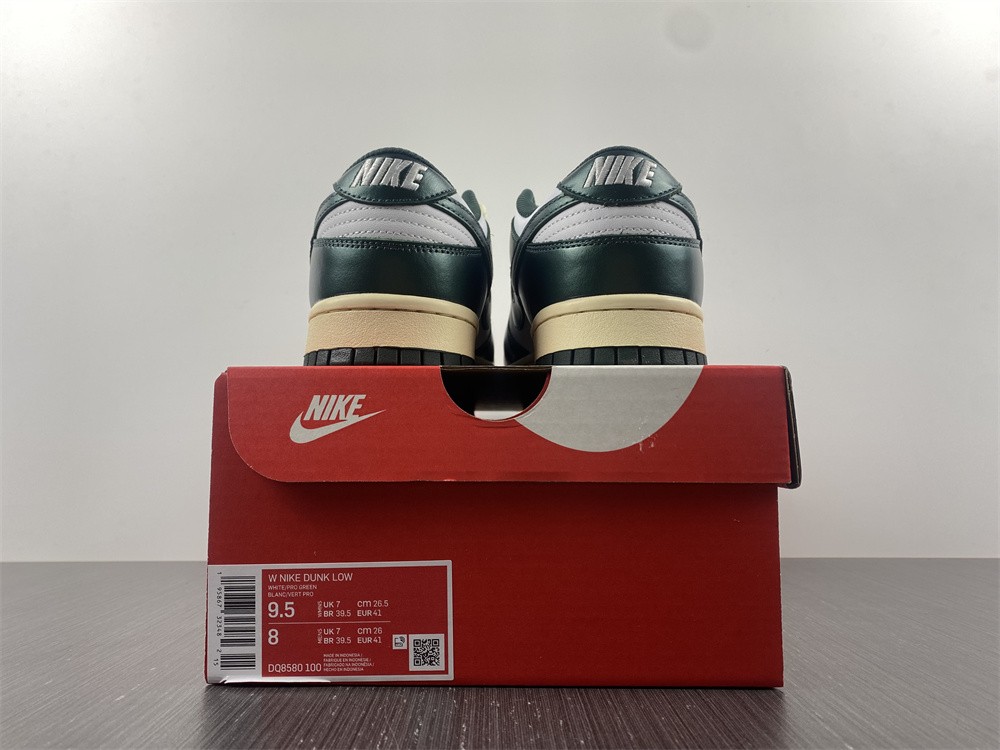 Nike Dunk Low Vintage Green (W)  DQ8580-100