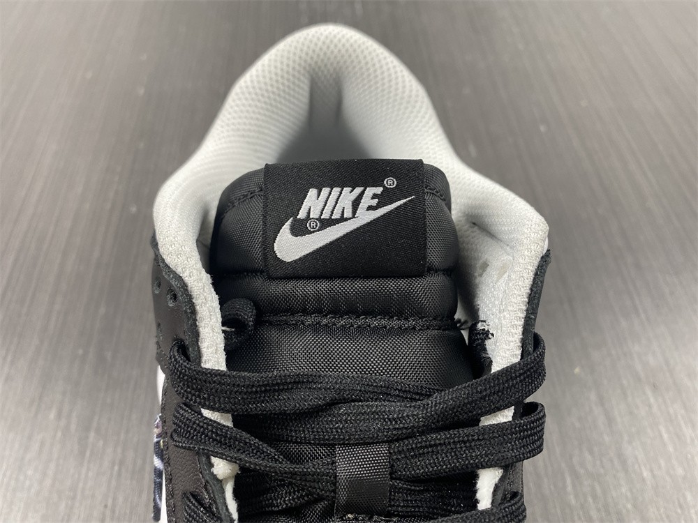 Nike Dunk Low Black Paisley (W)  DH4401-100