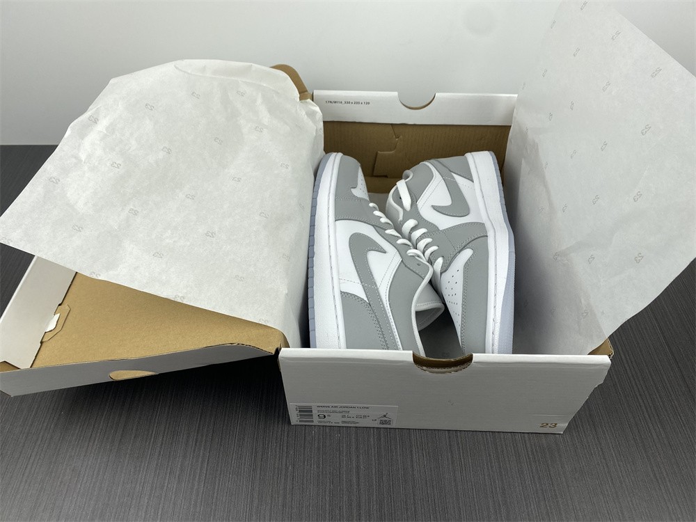 AIR JORDAN 1 LOW DC0774-105