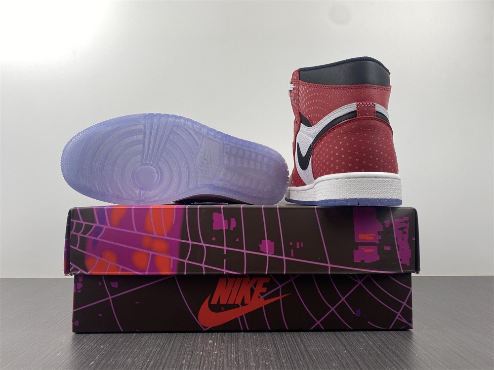 Air Jordan 1 High OG “Origin Story” 555088-602
